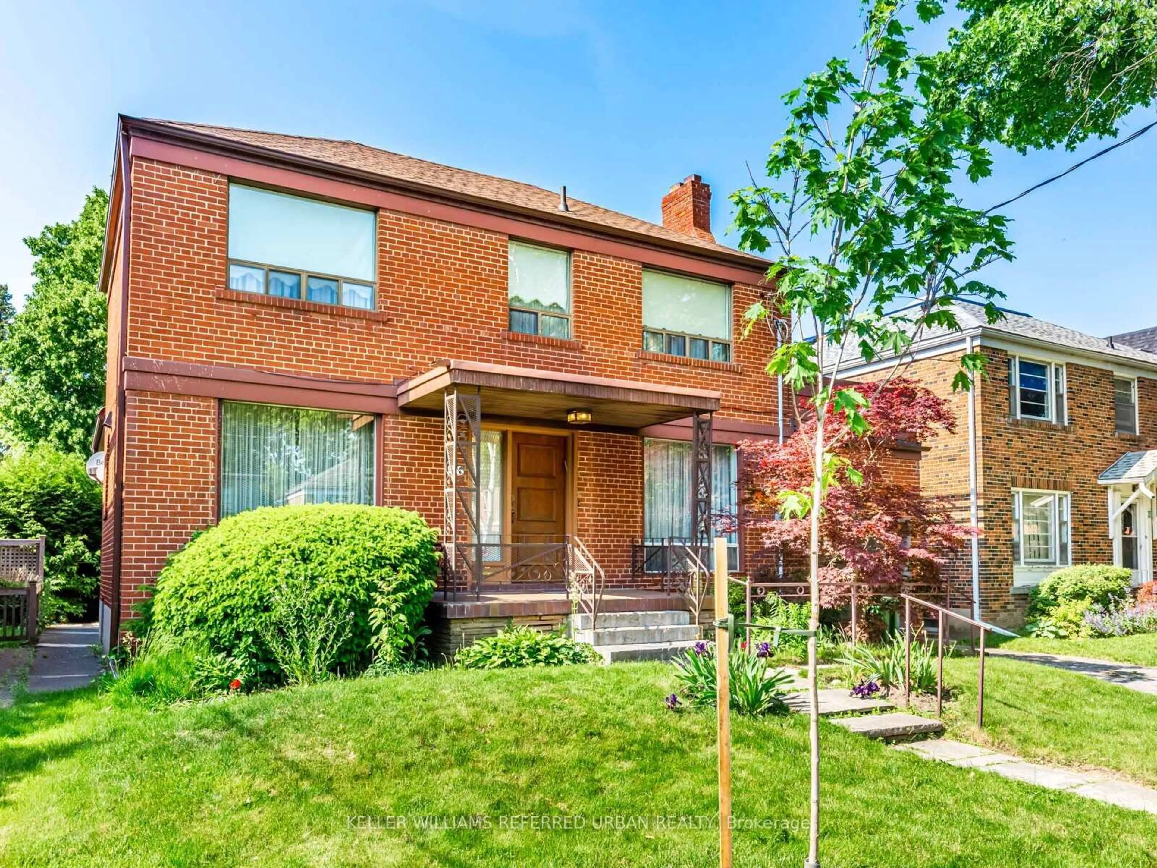 Home with brick exterior material, street for 26 Shelborne Ave, Toronto Ontario M5N 1Y7