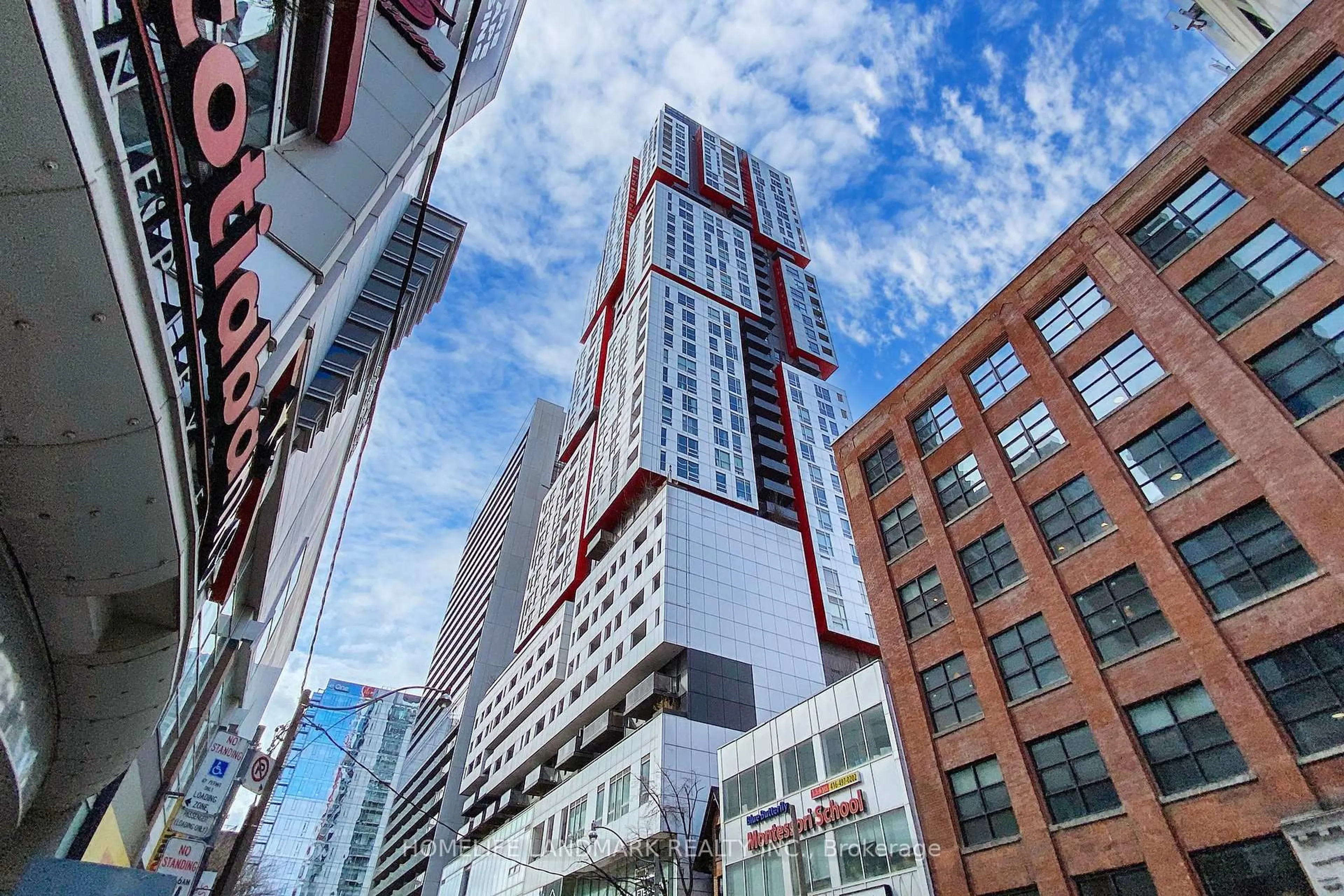 Unknown for 318 Richmond St #506, Toronto Ontario M5V 0B4