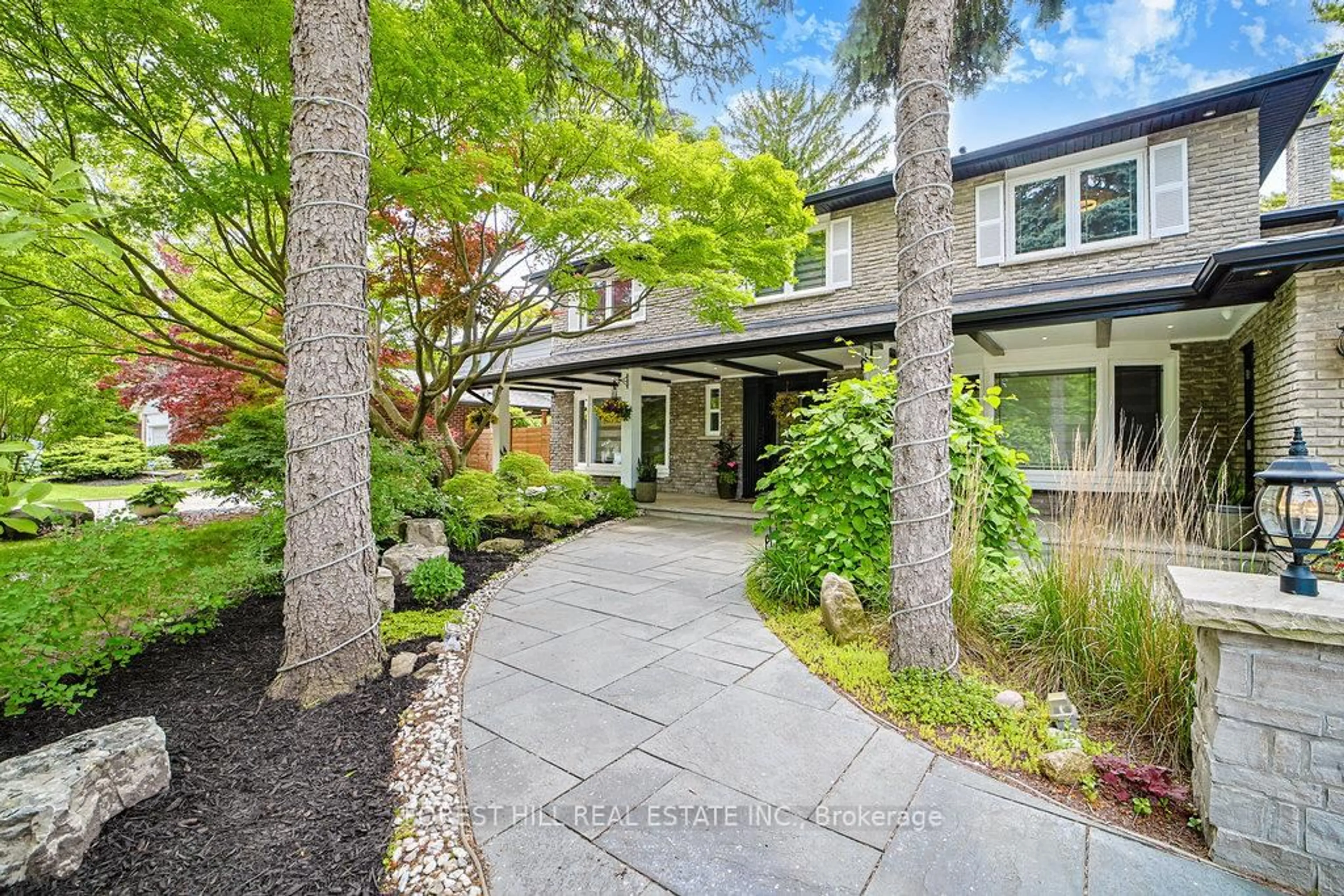 Home with brick exterior material, street for 160 Banbury Rd, Toronto Ontario M3B 2L8