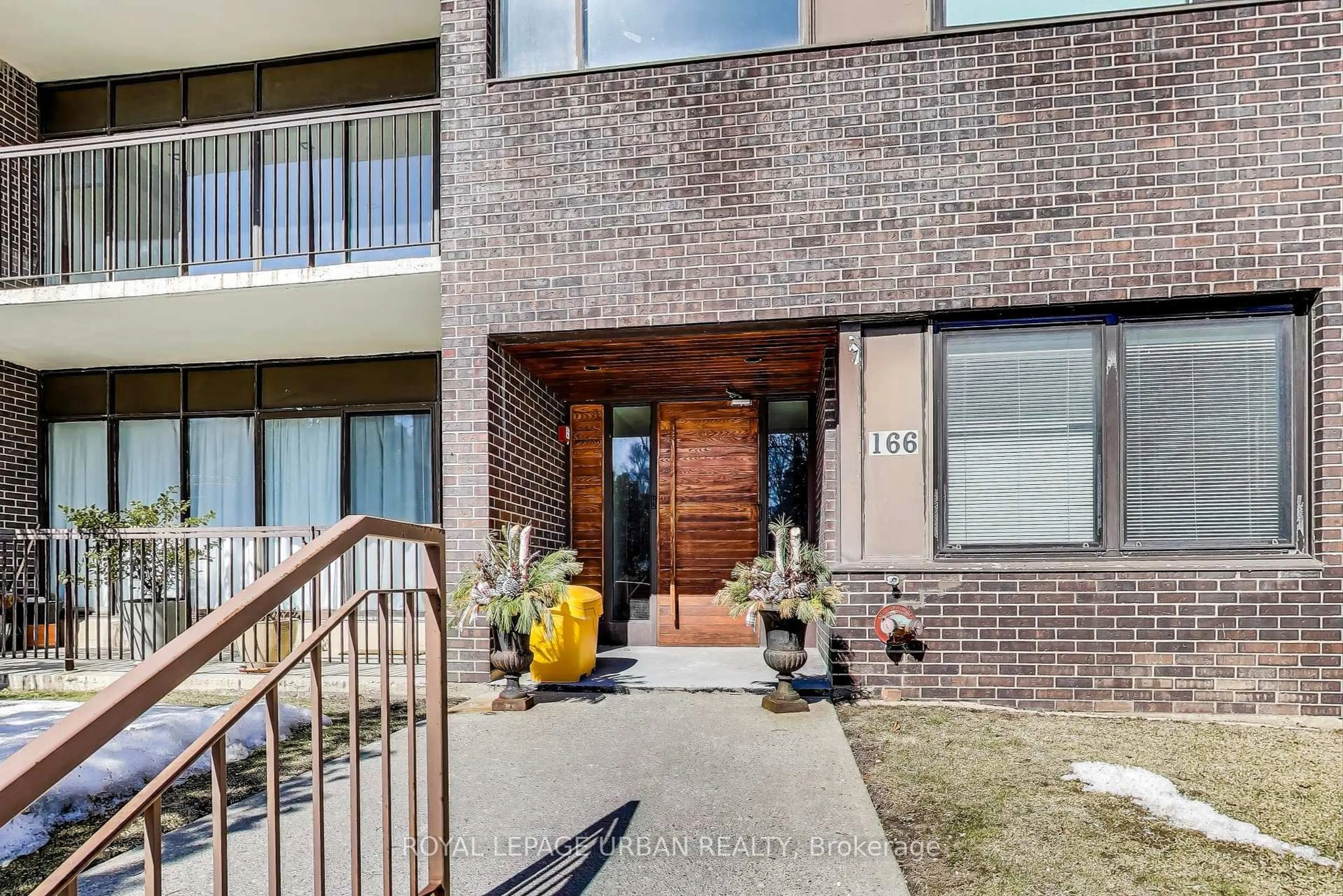 Unknown for 166 Sherwood Ave #7, Toronto Ontario M4P 2A8
