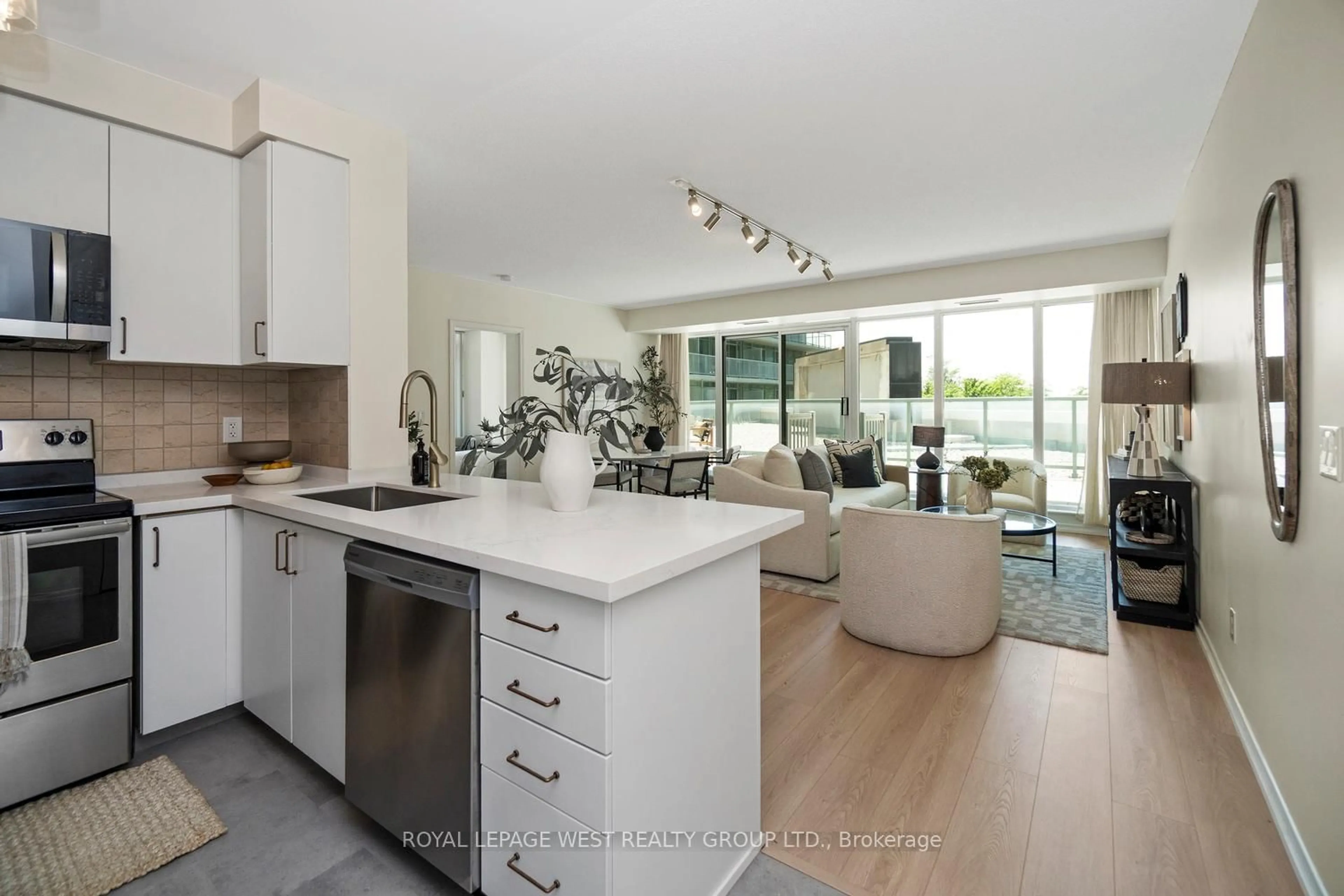 Open concept kitchen, unknown for 5508 Yonge St #202, Toronto Ontario M2N 7L2
