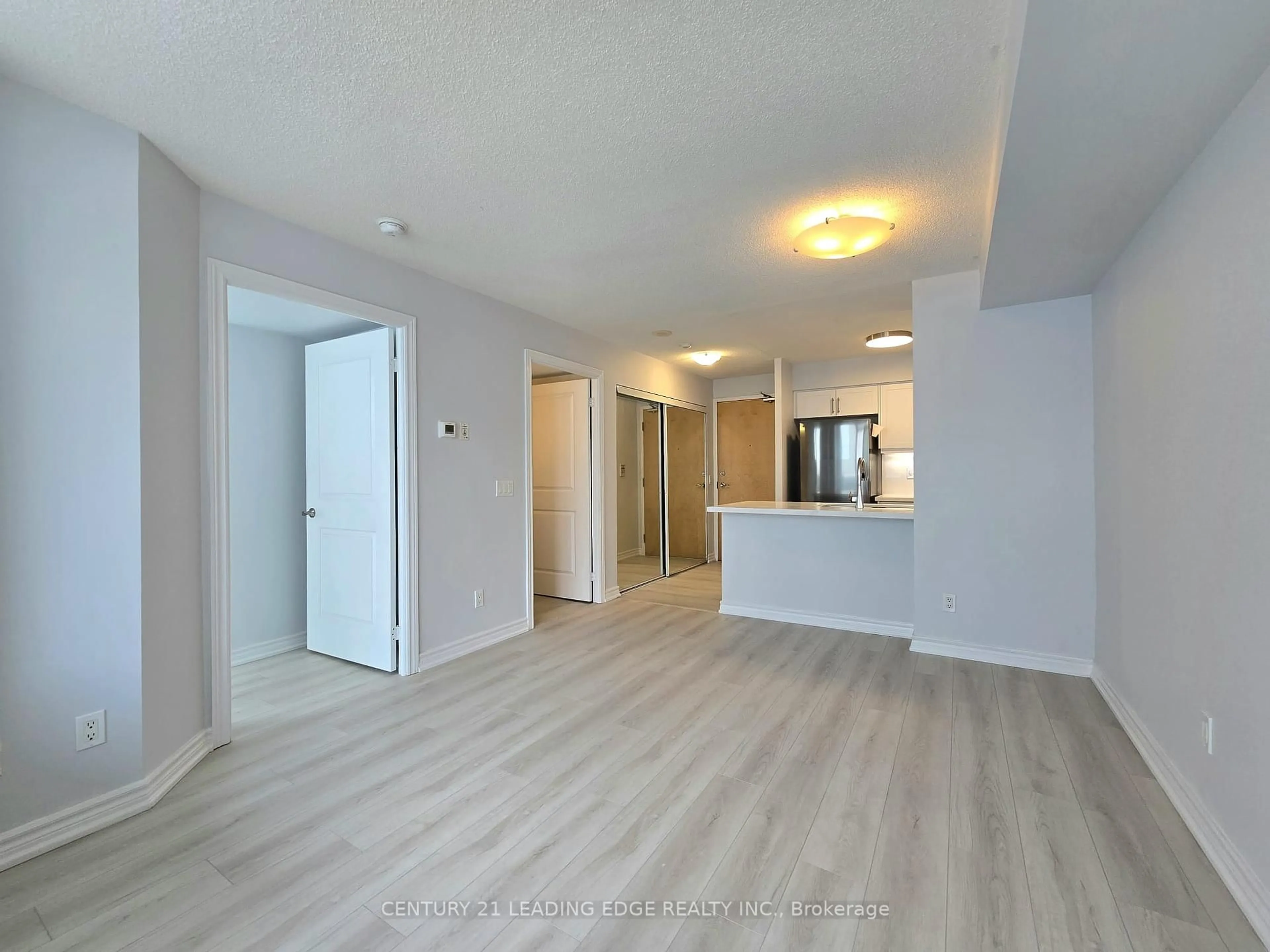 A pic of a room for 4968 Yonge St #3612, Toronto Ontario M2N 5N7