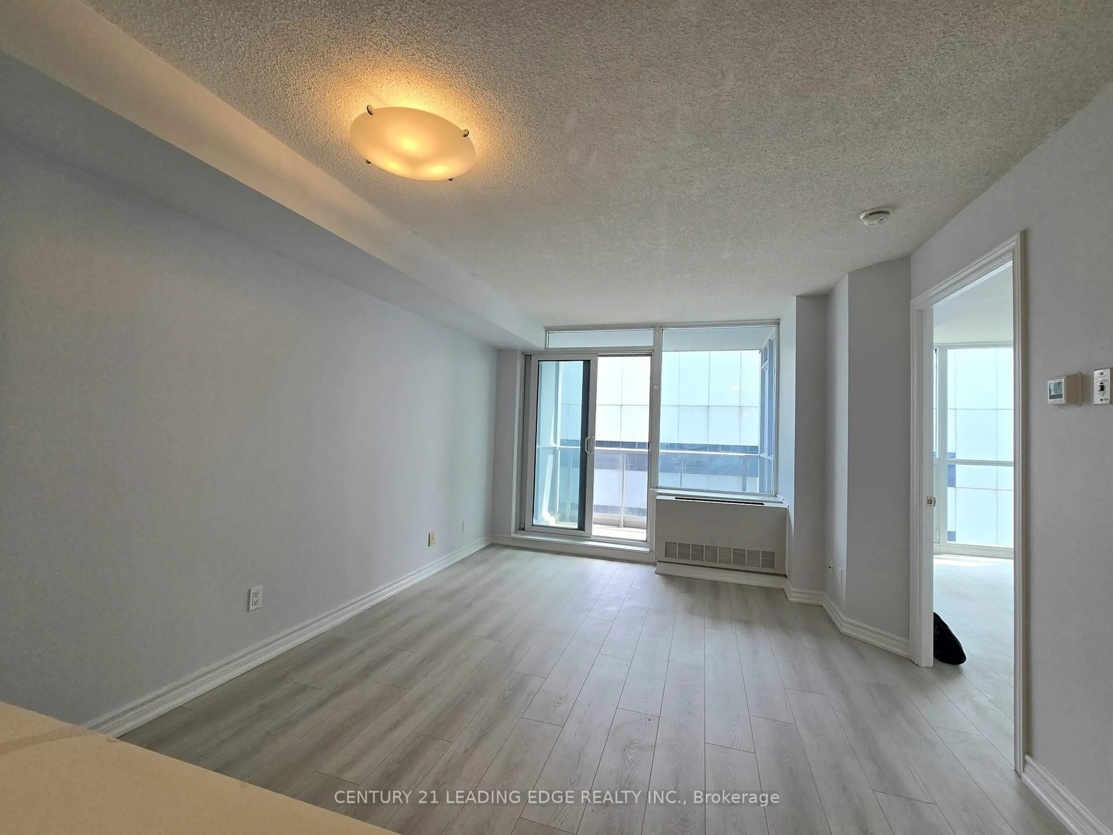 A pic of a room for 4968 Yonge St #3612, Toronto Ontario M2N 5N7