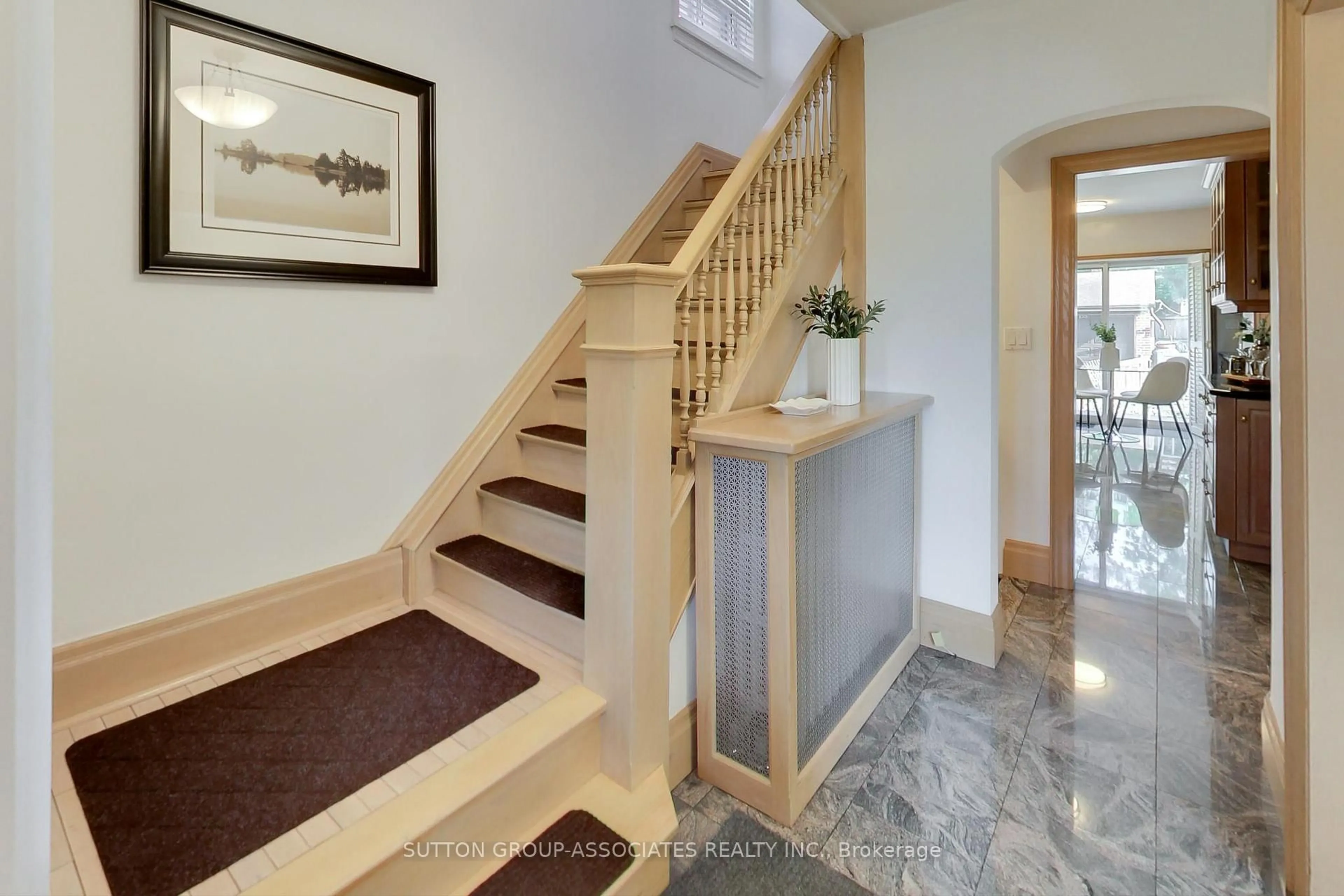 Unknown for 155 Maplewood Ave, Toronto Ontario M6C 1J8