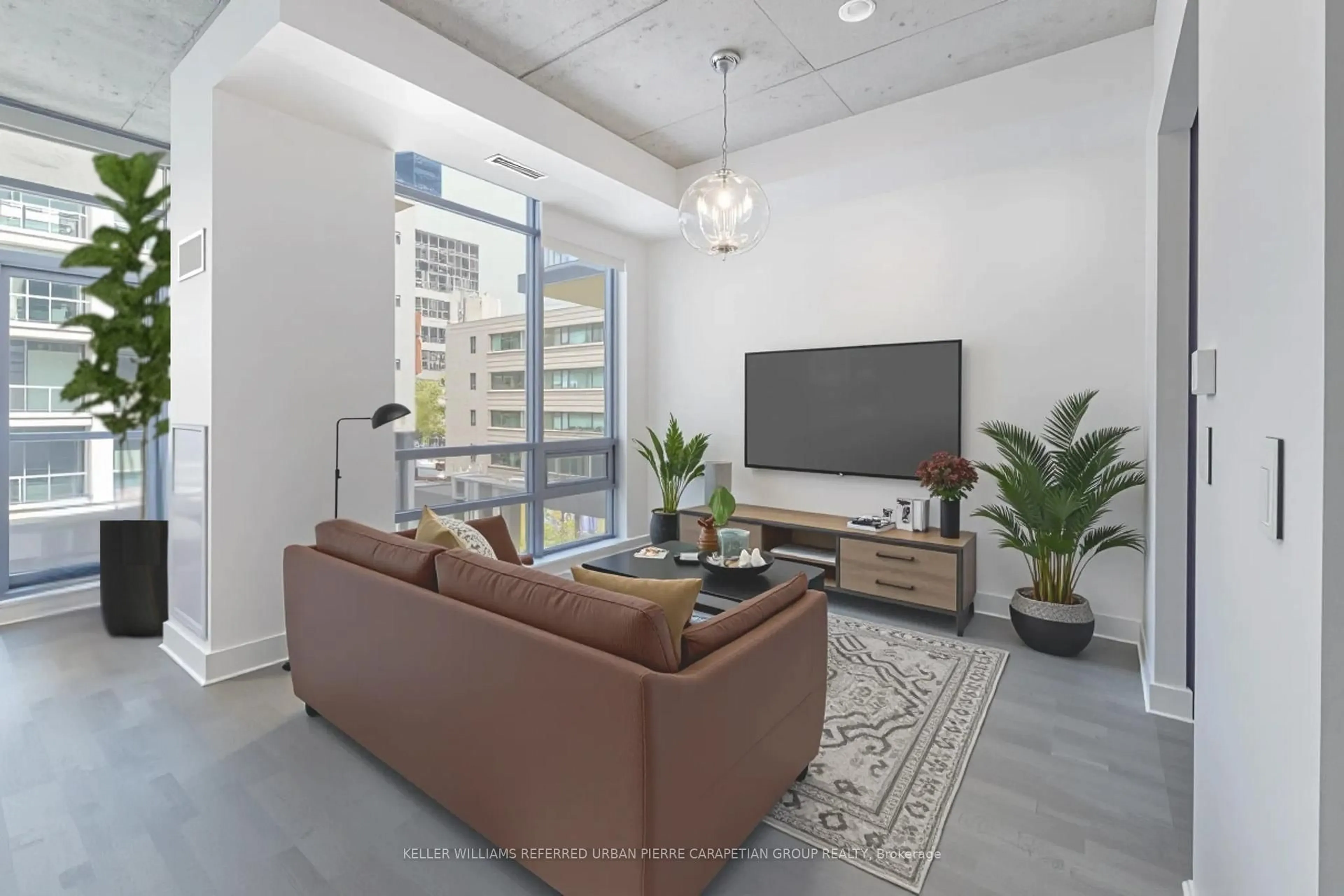 Living room with furniture, unknown for 399 Adelaide St #520, Toronto Ontario M5V 1S4