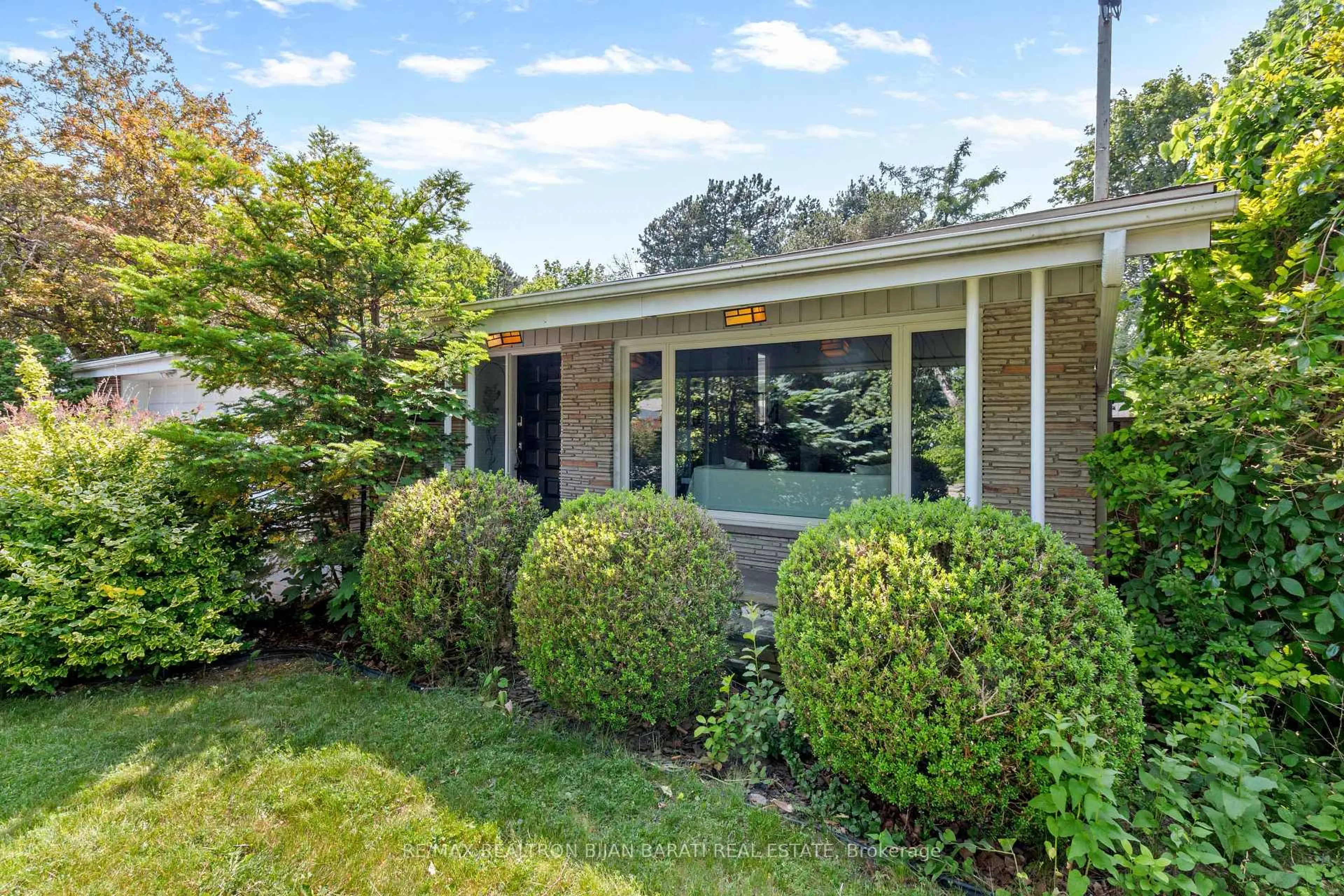 Unknown for 56 Burbank Dr, Toronto Ontario M2K 1N2
