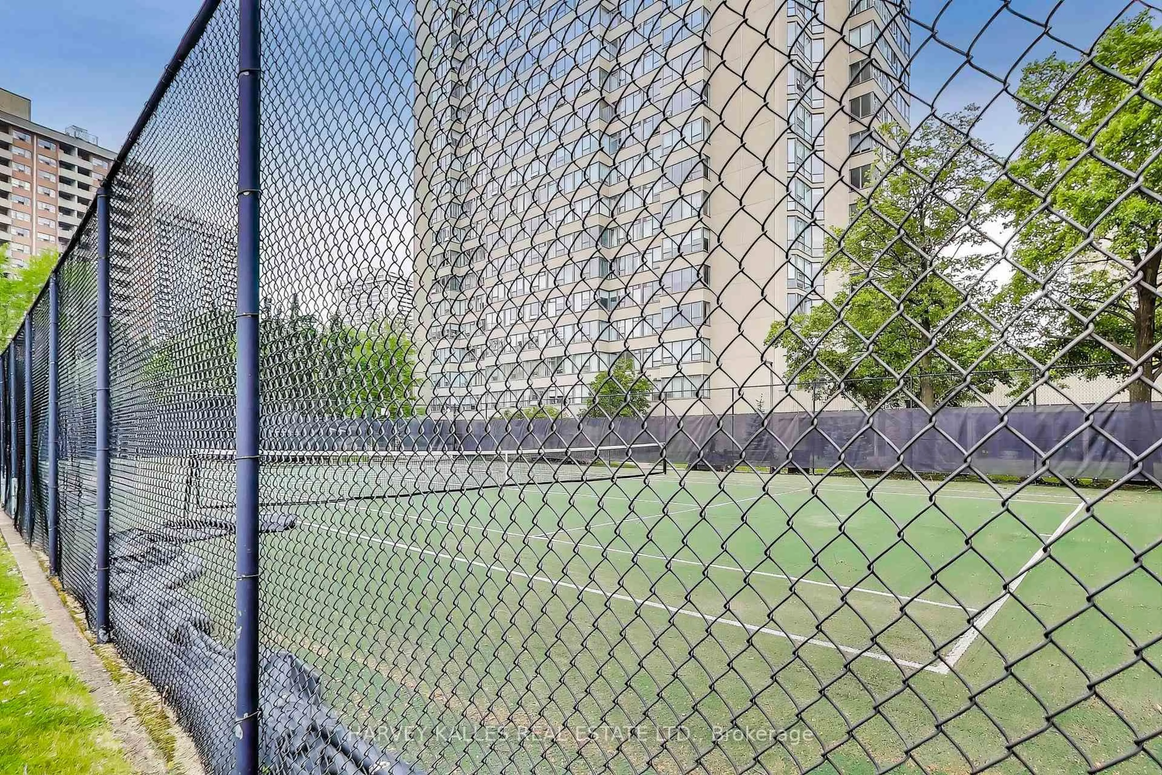 Patio, unknown for 55 Skymark Dr #902, Toronto Ontario M2H 3N4