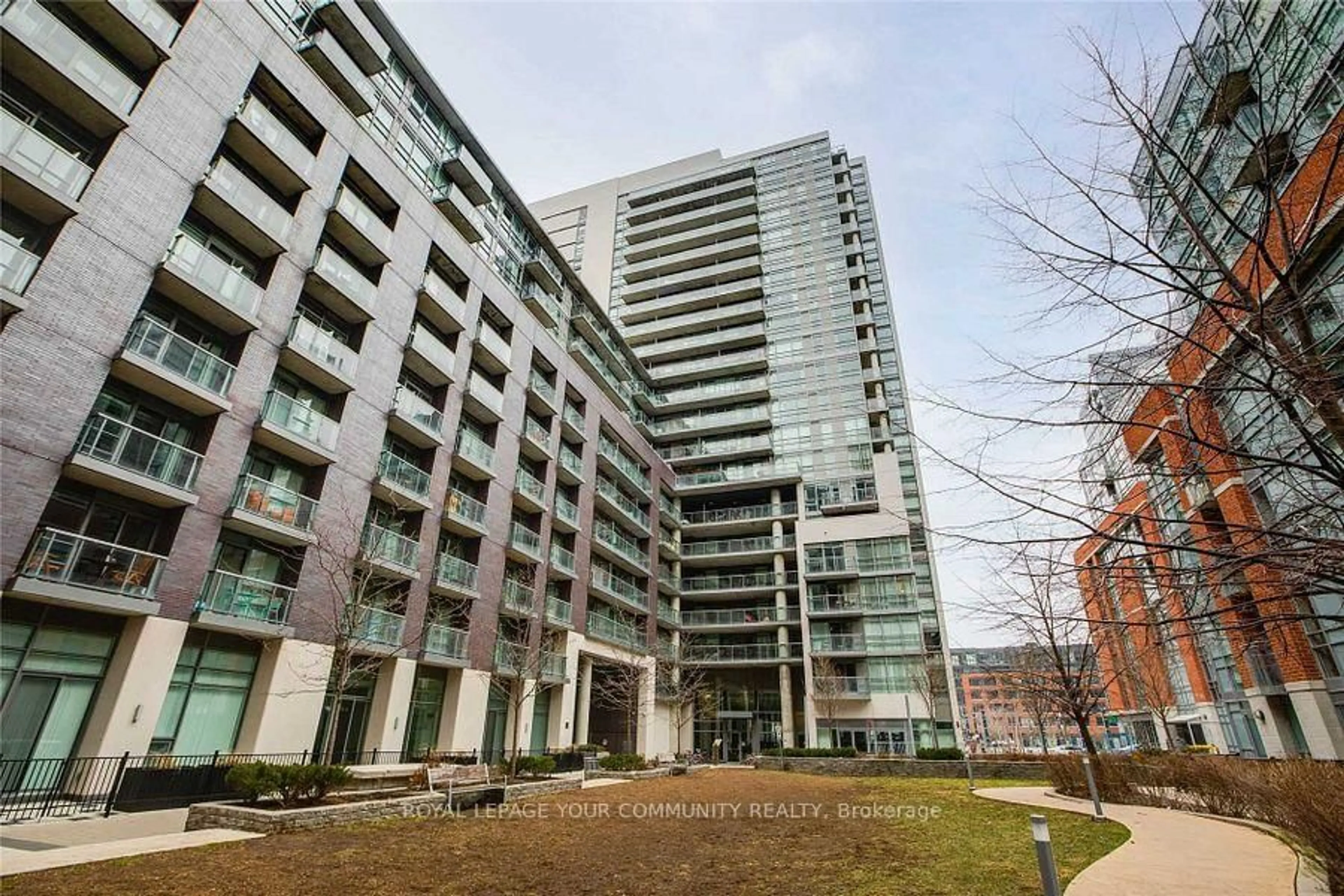 Unknown for 68 Abell St #215, Toronto Ontario M6J 0A2