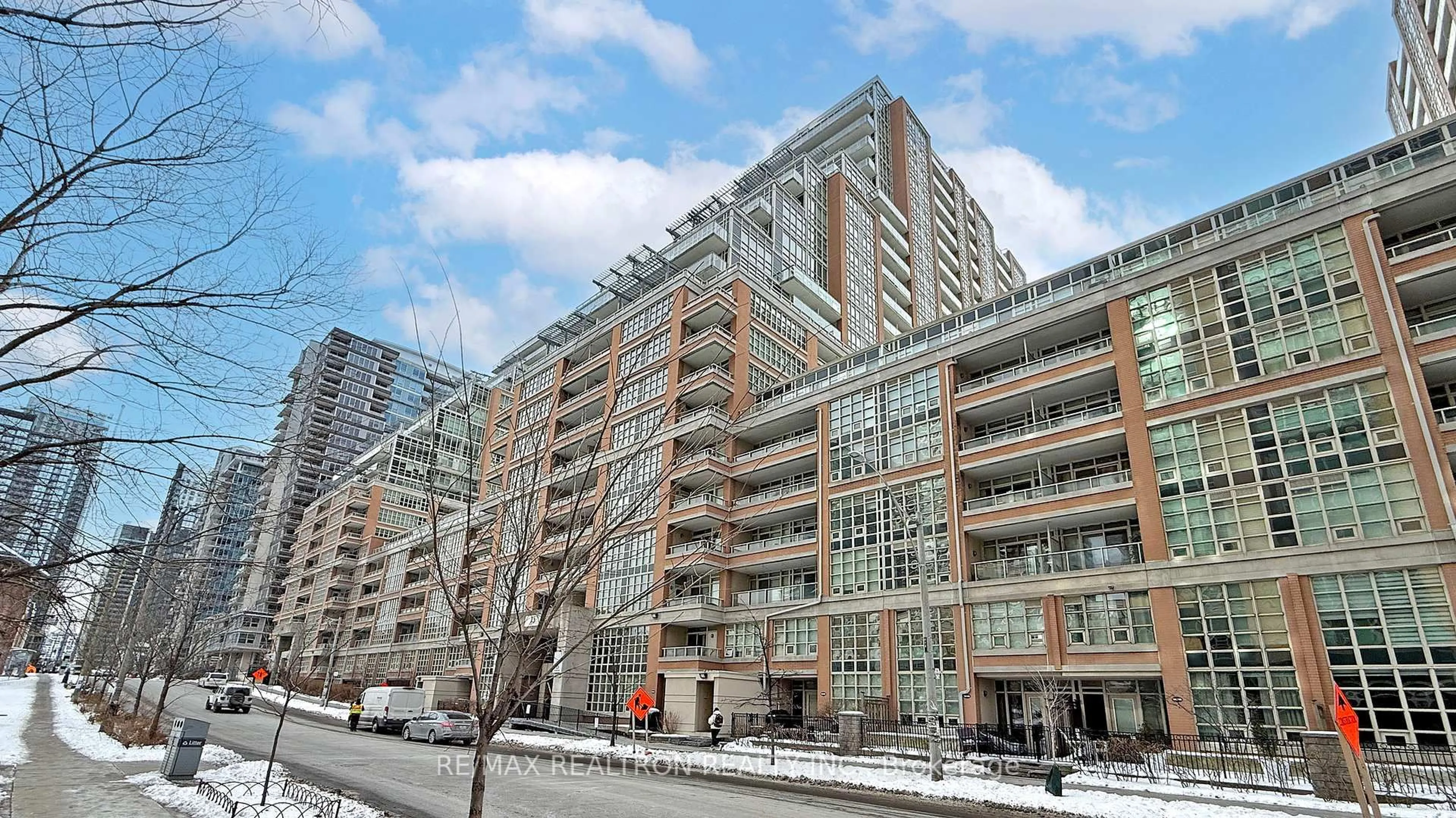 Patio, street for 75 East Liberty St #1802, Toronto Ontario M6K 3R3