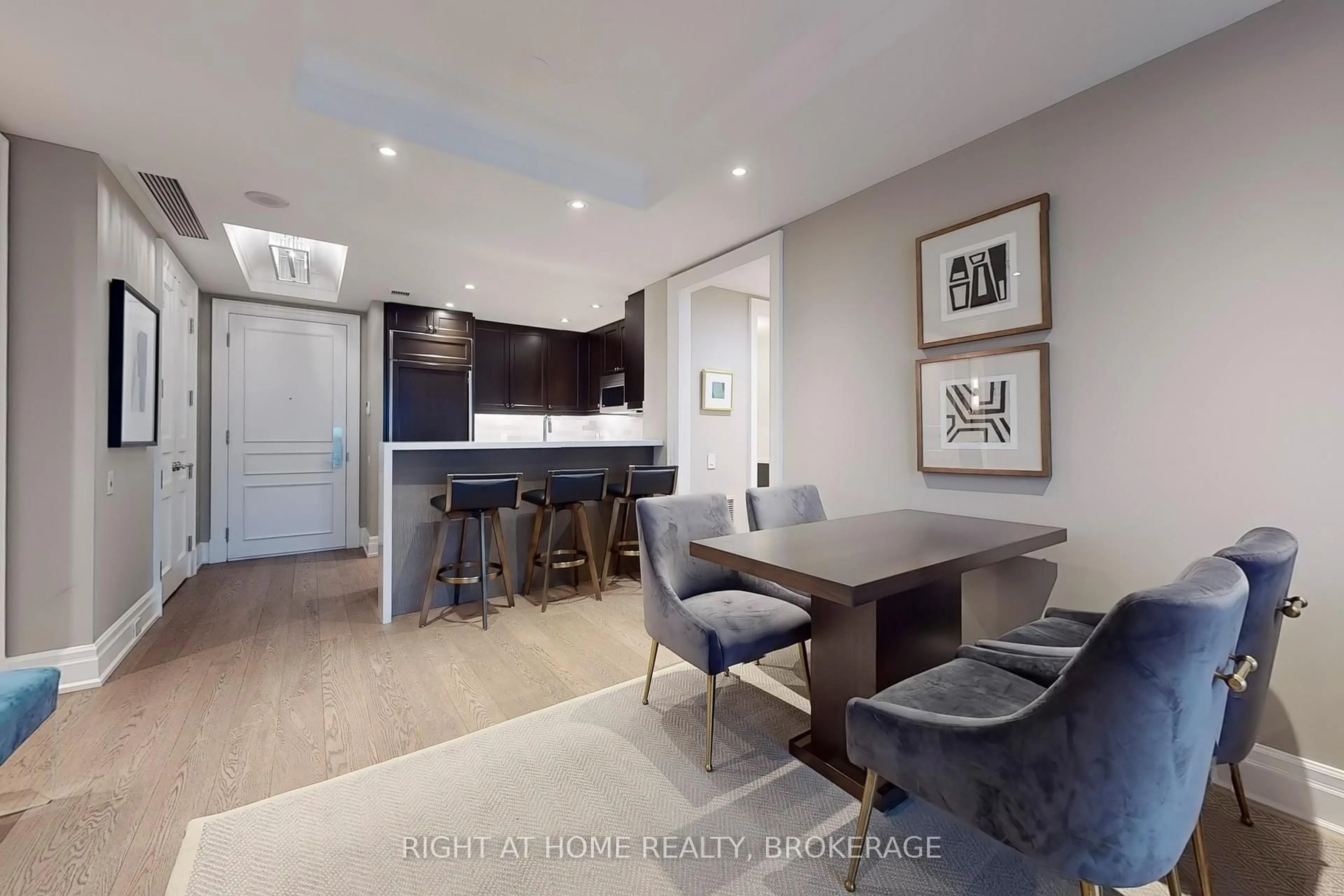 Open concept kitchen, unknown for 155 St Clair Ave #307, Toronto Ontario M4V 0A1