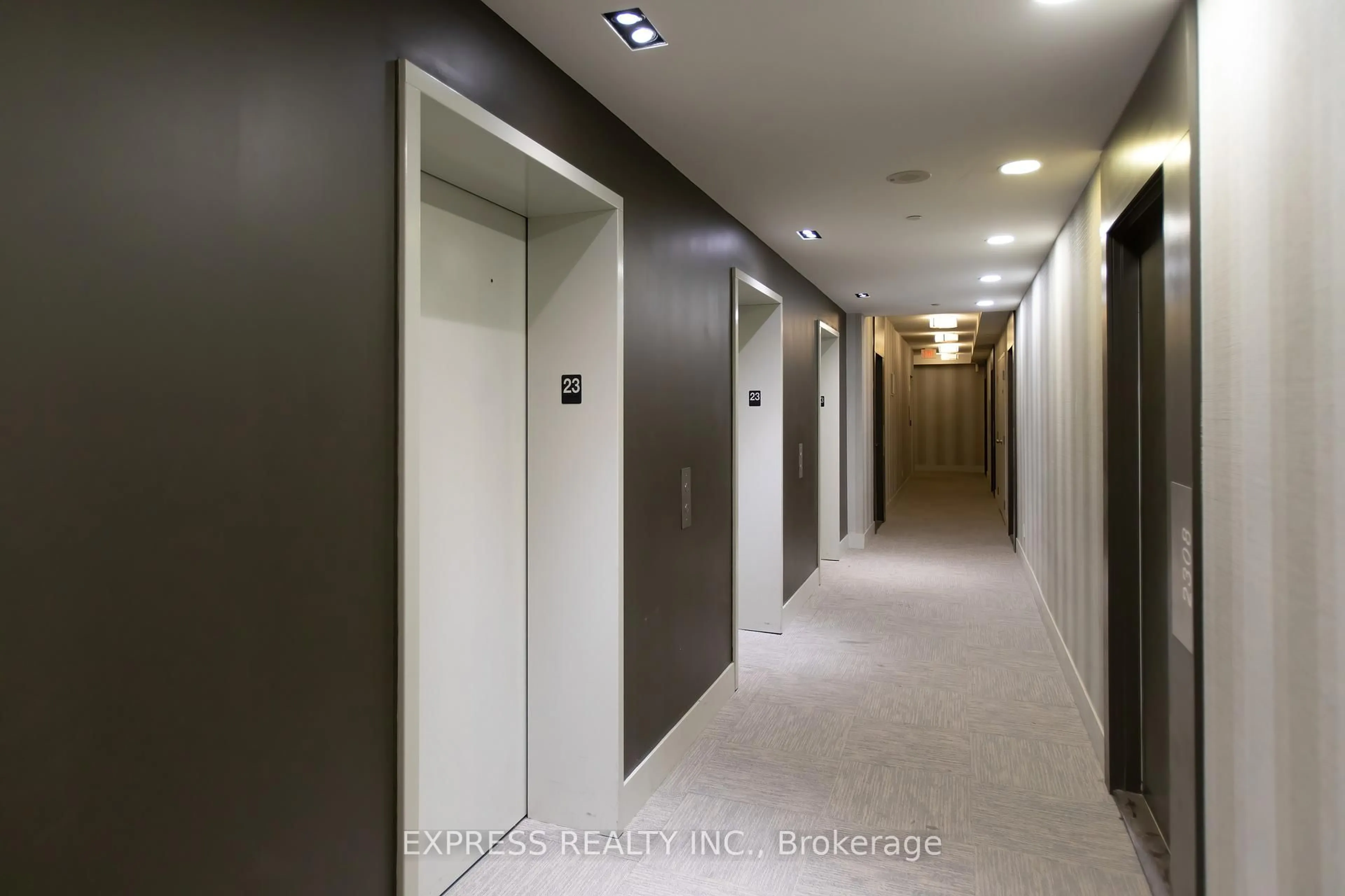 Indoor foyer for 20 Bruyeres Mews #2312, Toronto Ontario M5V 0G8