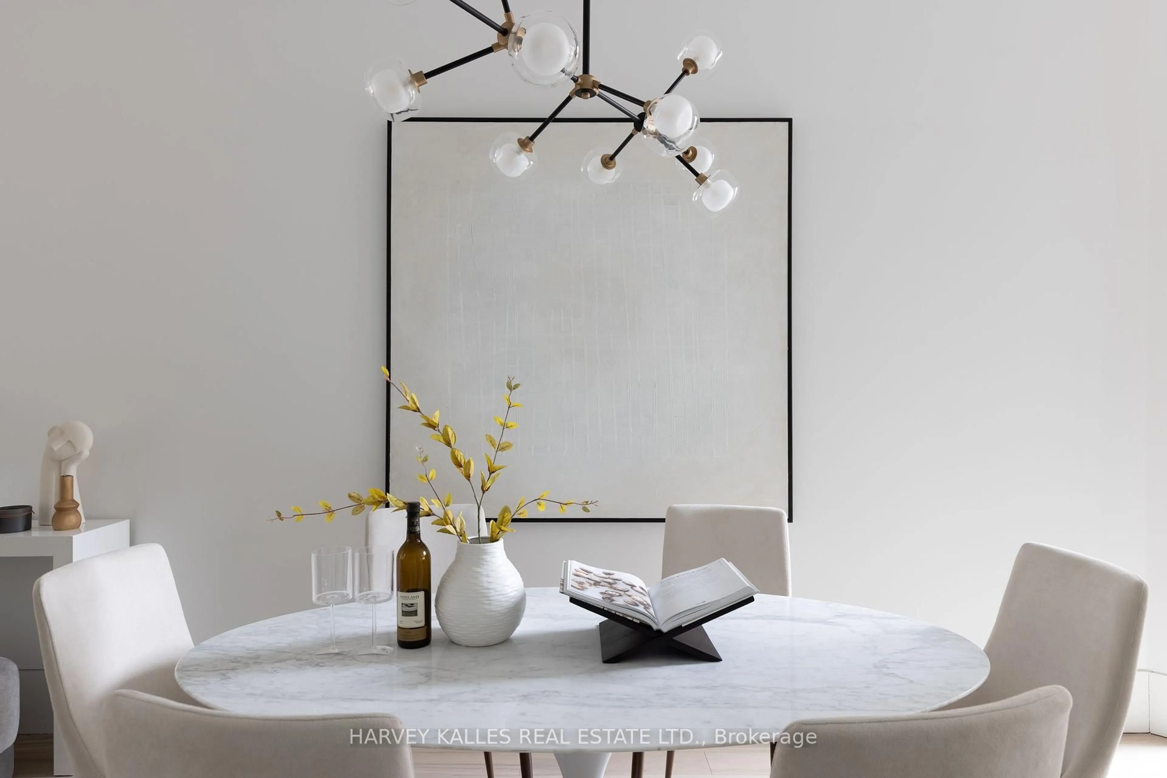 Dining room, ceramic/tile floor for 140 Harrison St, Toronto Ontario M6J 2A4
