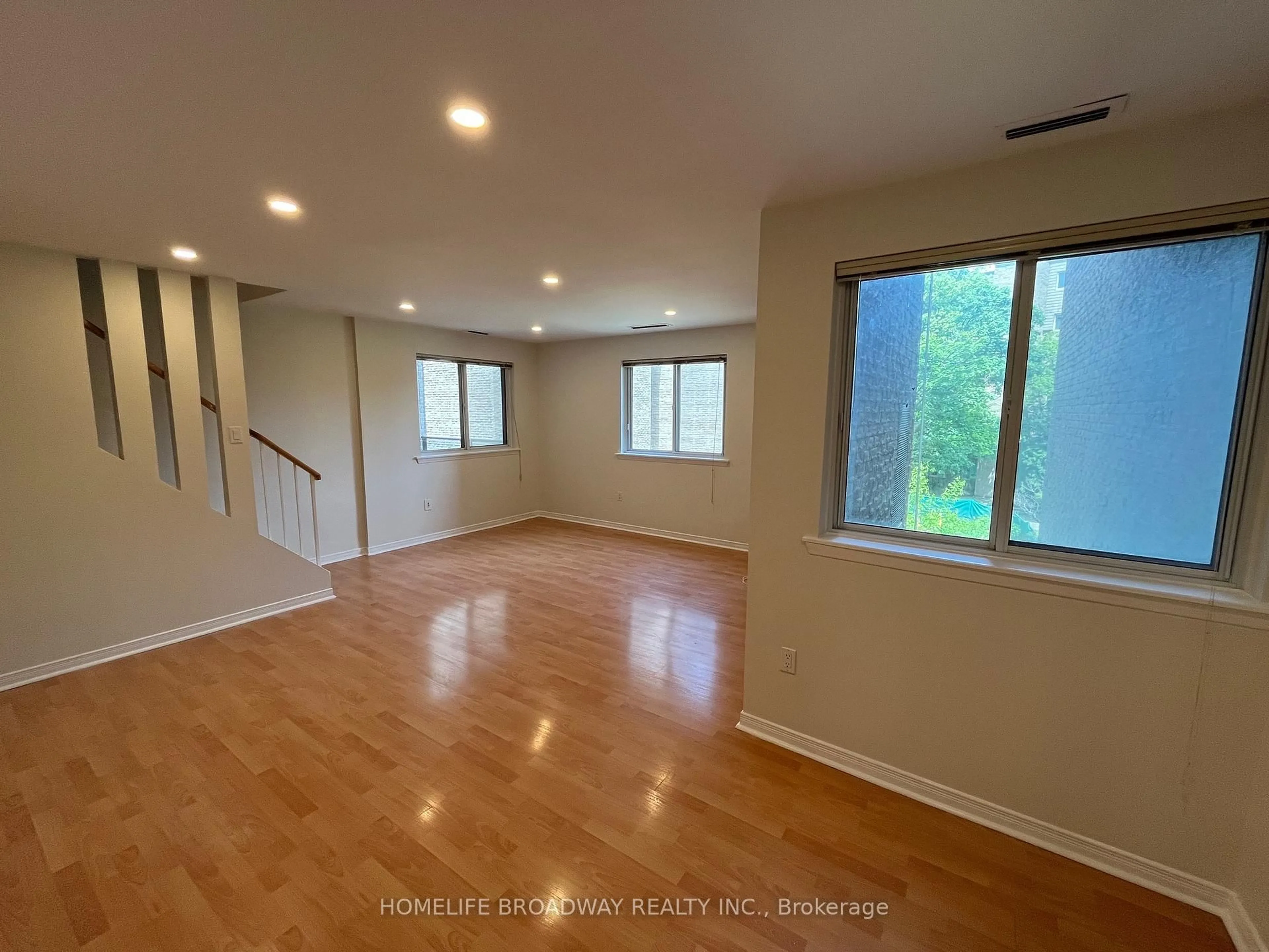 A pic of a room for 4001 Don Mills Rd #224, Toronto Ontario M2H 3J8