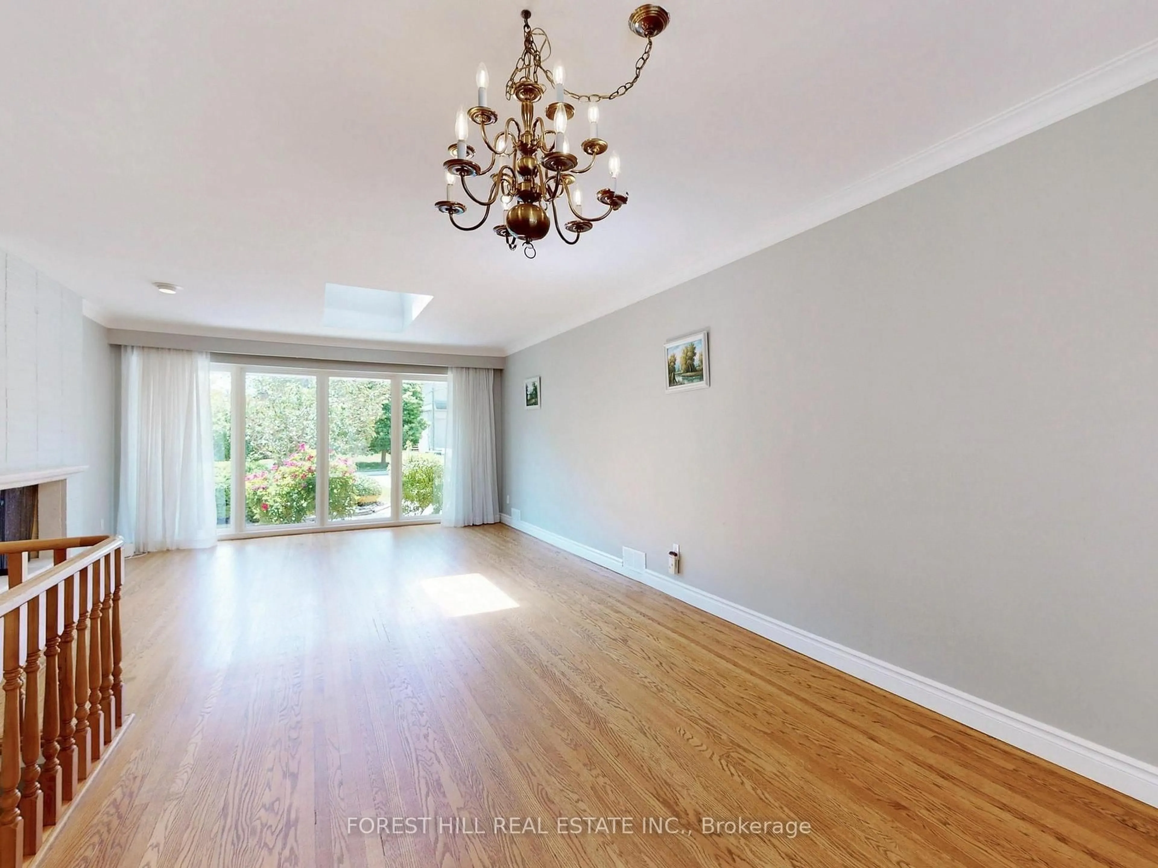 A pic of a room for 46 Chelford Rd, Toronto Ontario M3B 2E5