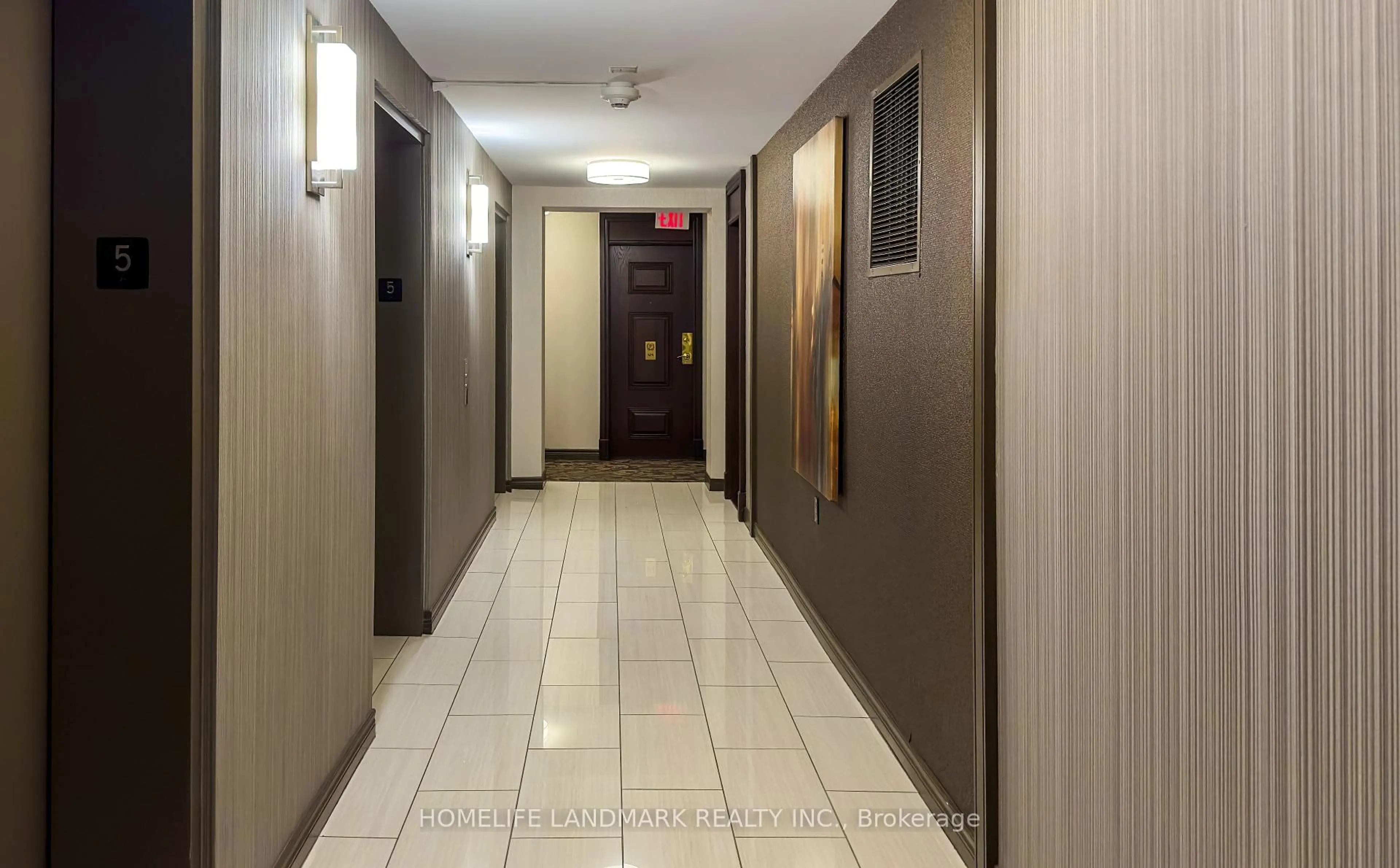 Indoor foyer for 20 Olive Ave #512, Toronto Ontario M2N 7G5
