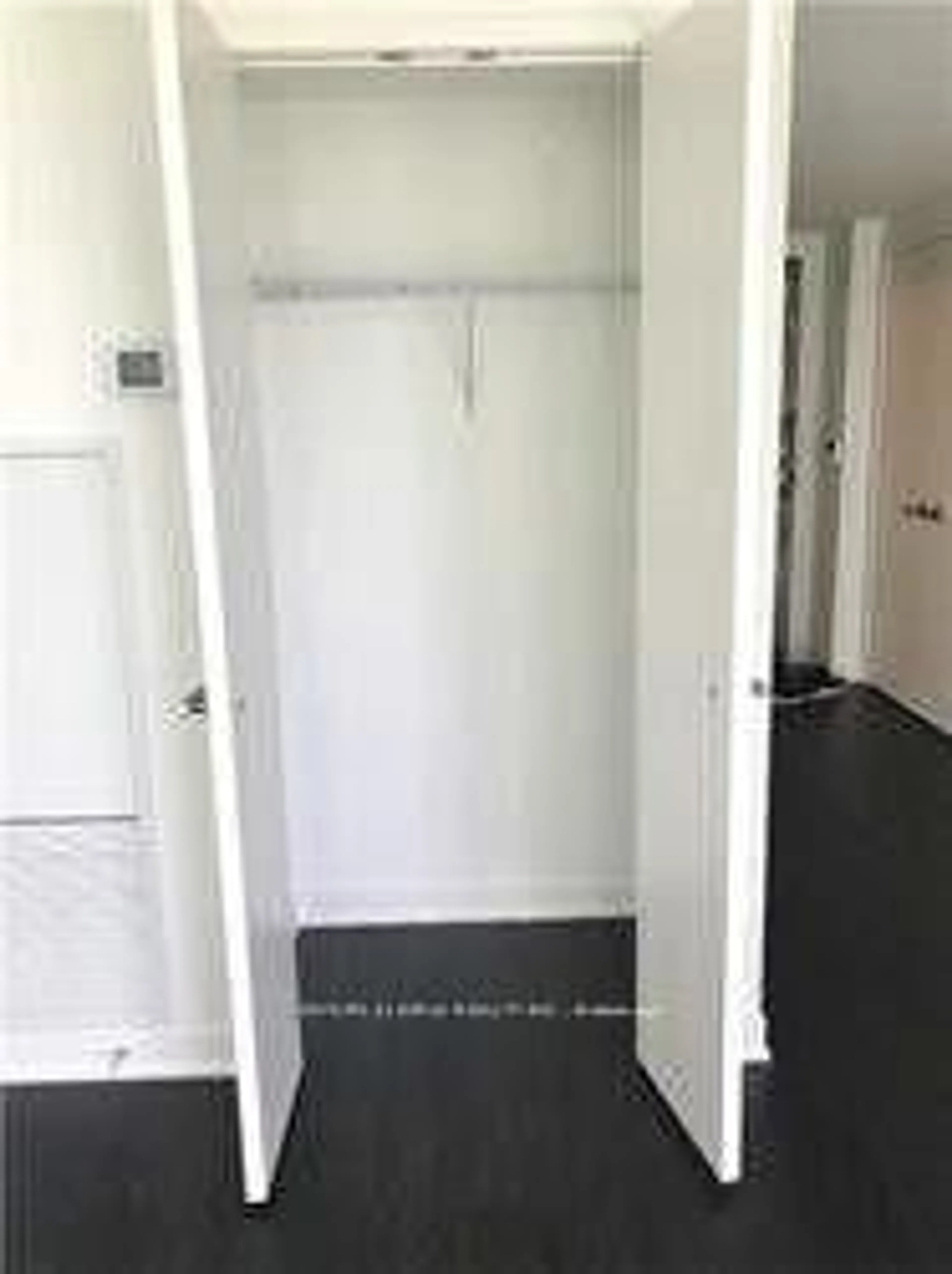 Unknown for 100 Harbour St #3408, Toronto Ontario M5J 0B5