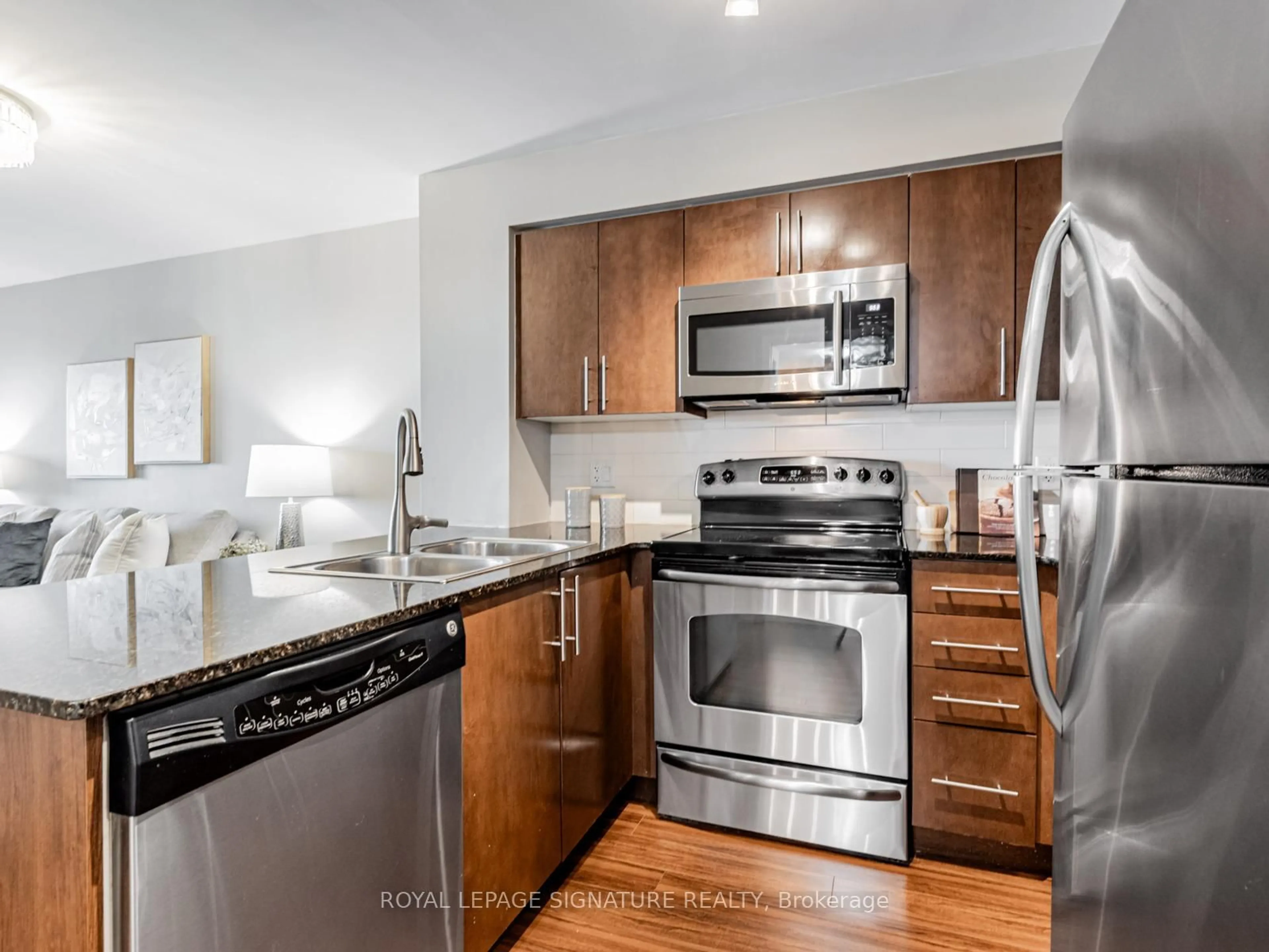 Unknown for 2191 Yonge St #1203, Toronto Ontario M4S 3H8