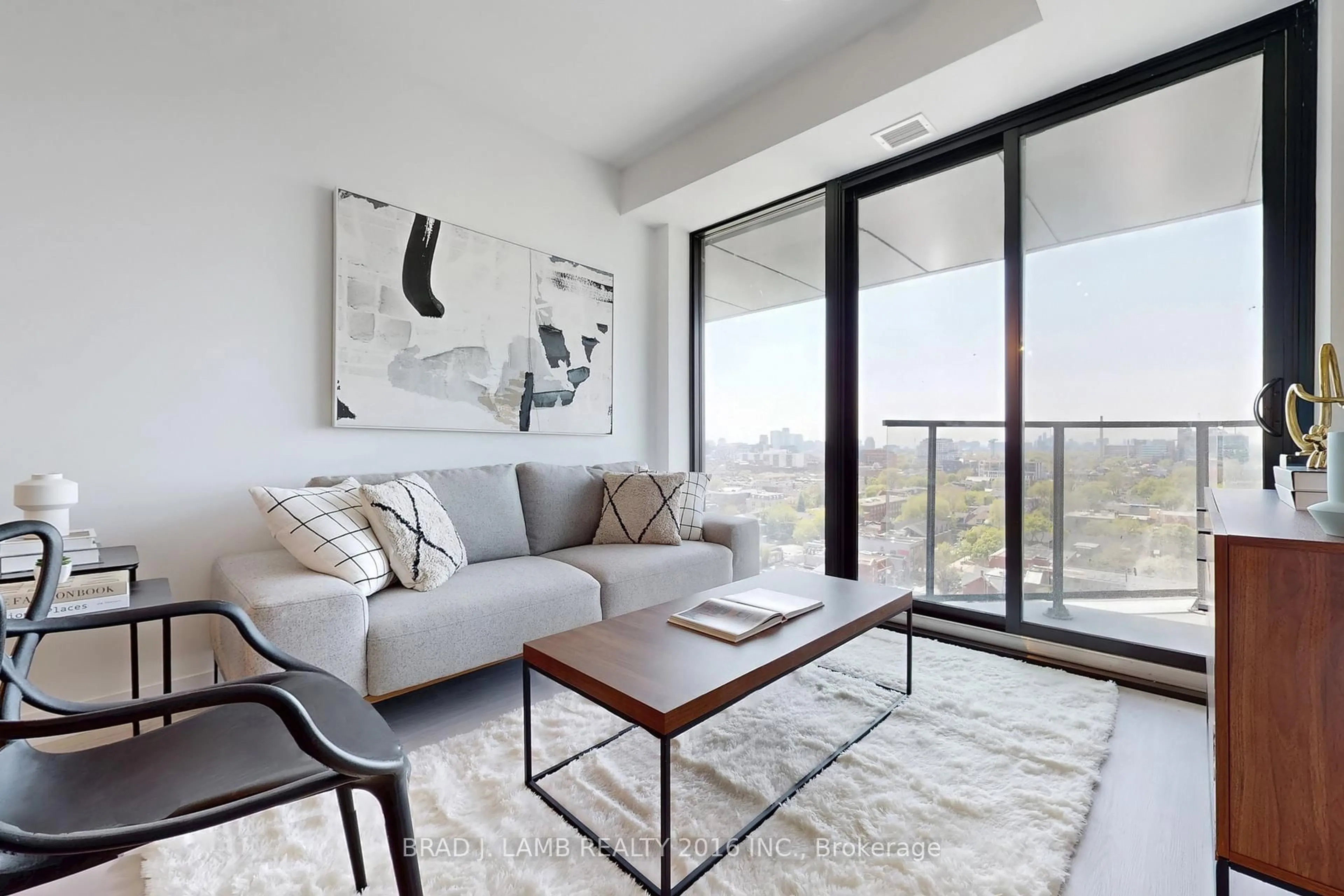 Living room with furniture, unknown for 195 McCaul St #1702, Toronto Ontario M5T 0E5