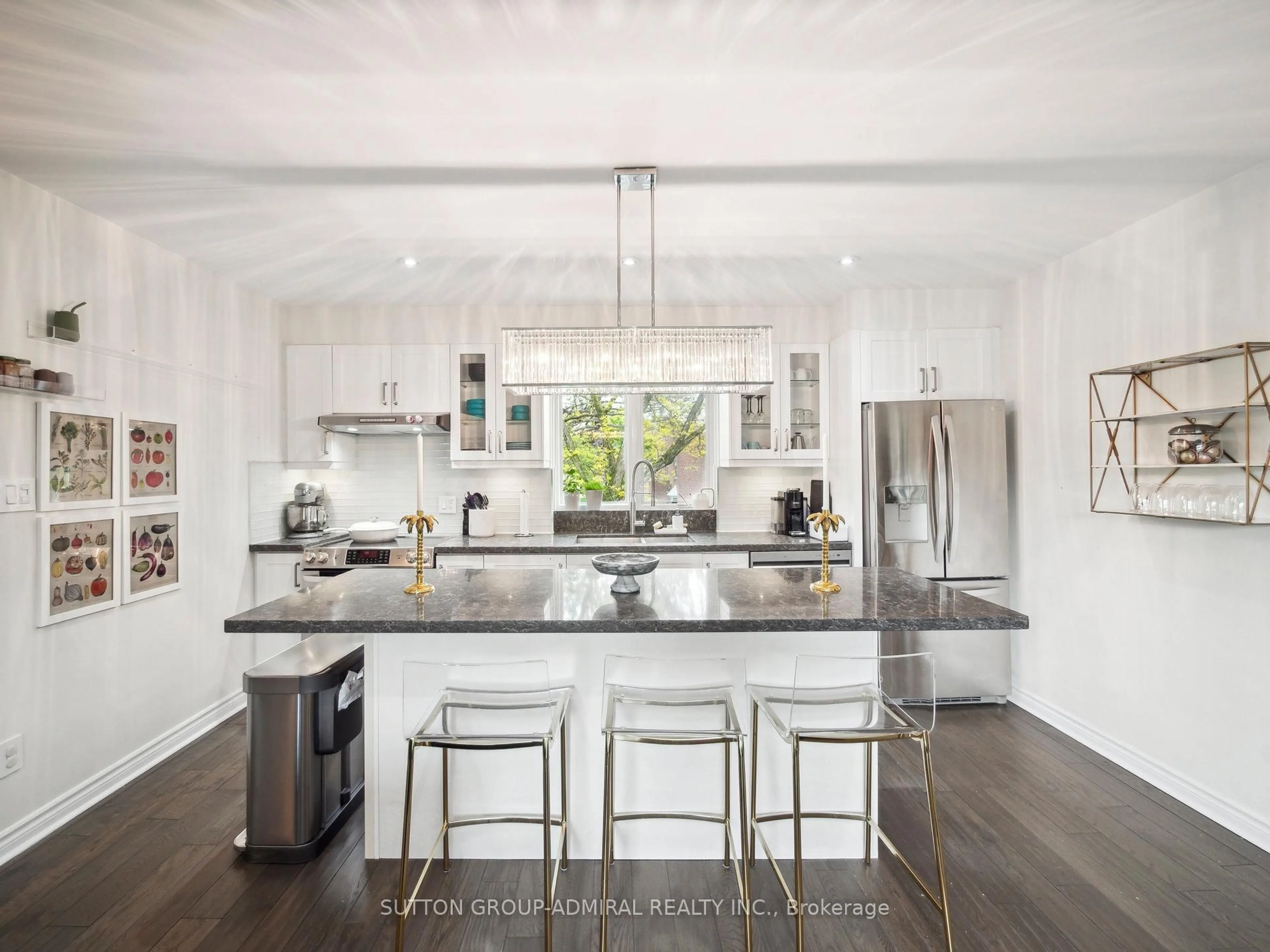 Contemporary kitchen, unknown for 24 Anvil Millway, Toronto Ontario M2L 1R1