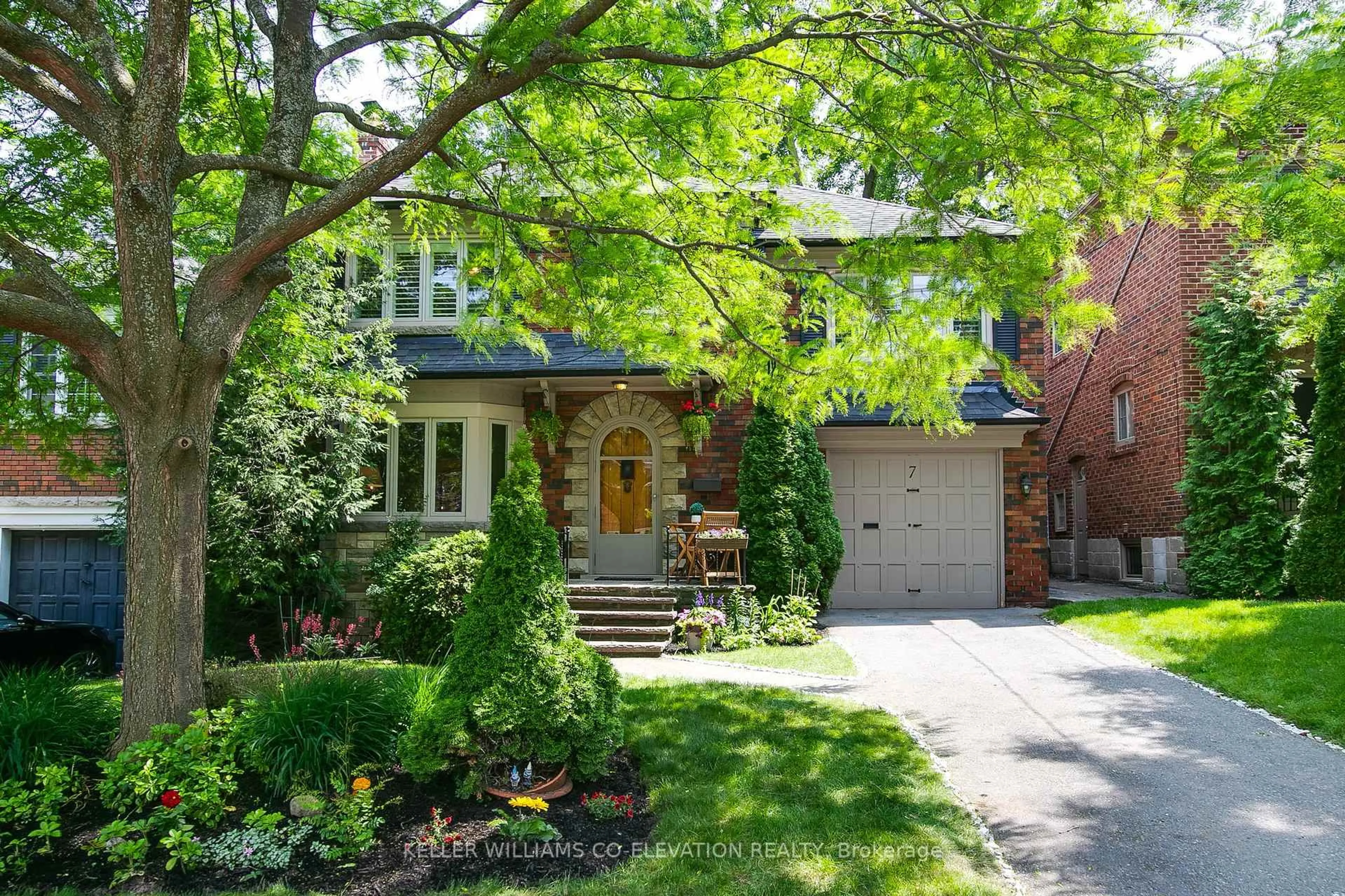 Home with brick exterior material, street for 7 Annesley Ave, Toronto Ontario M4G 2T5