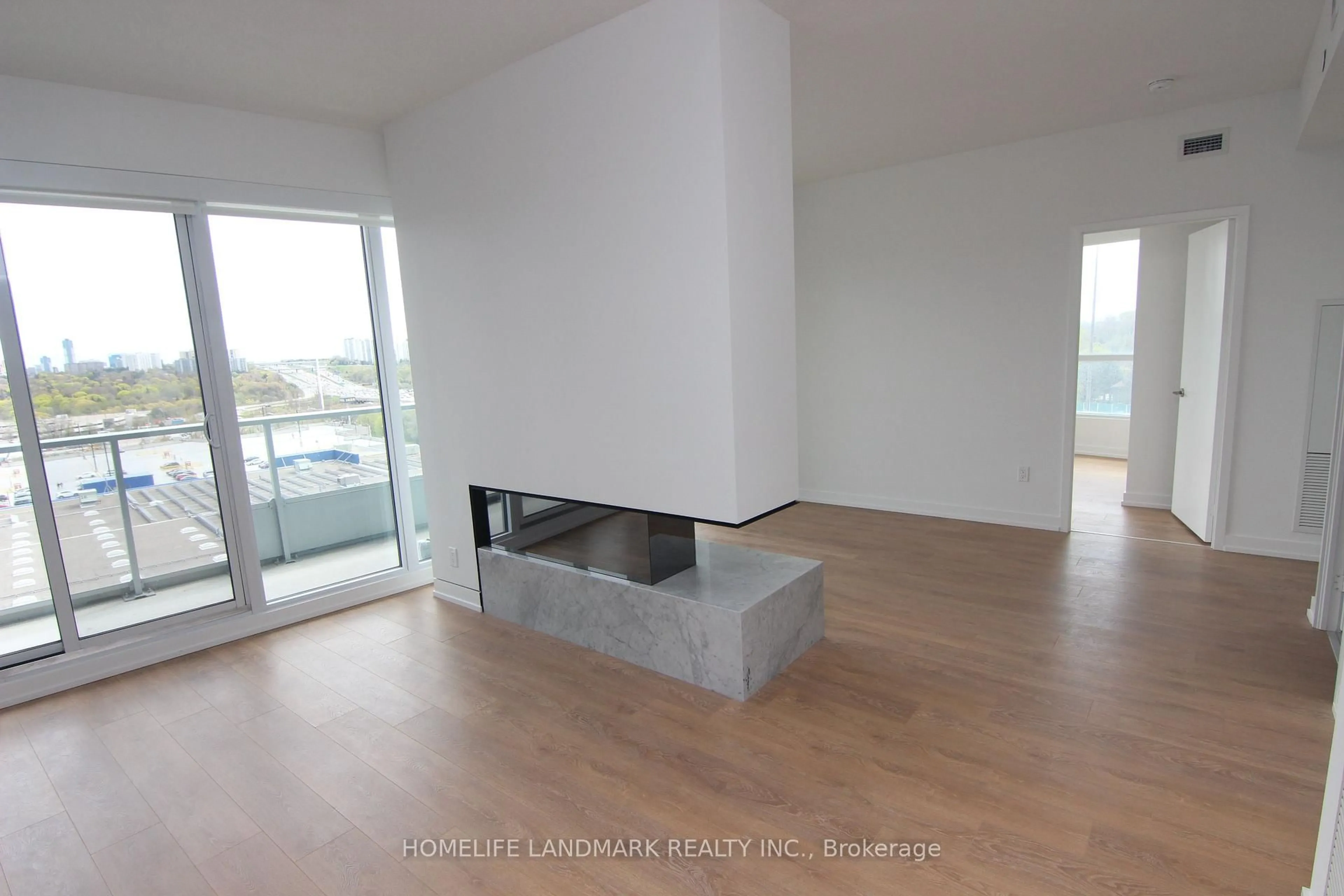 A pic of a room for 117 Mcmahon Dr #702, Toronto Ontario M2K 0E4