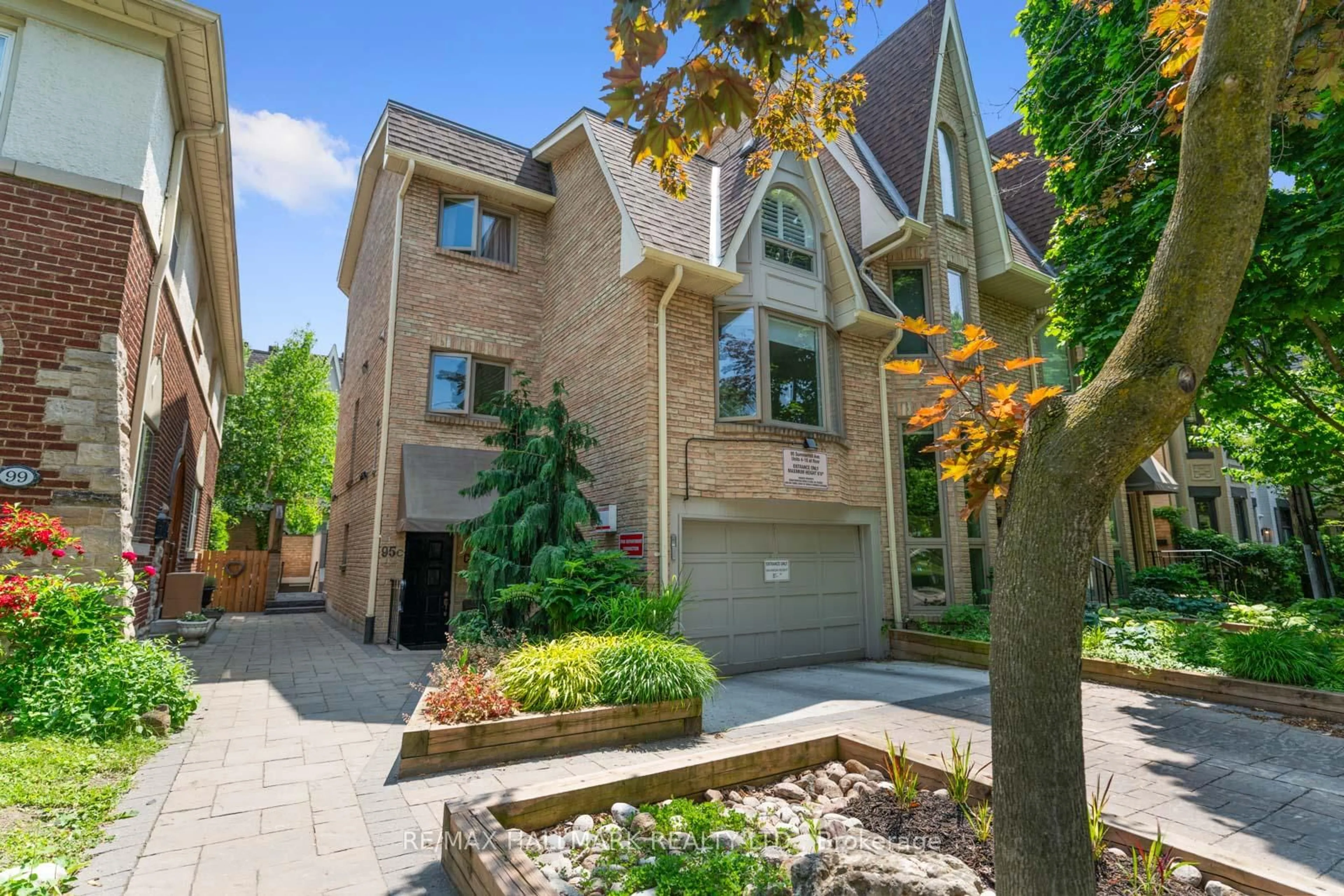 Home with brick exterior material, street for 95 Summerhill Ave #11, Toronto Ontario M4T 1B1