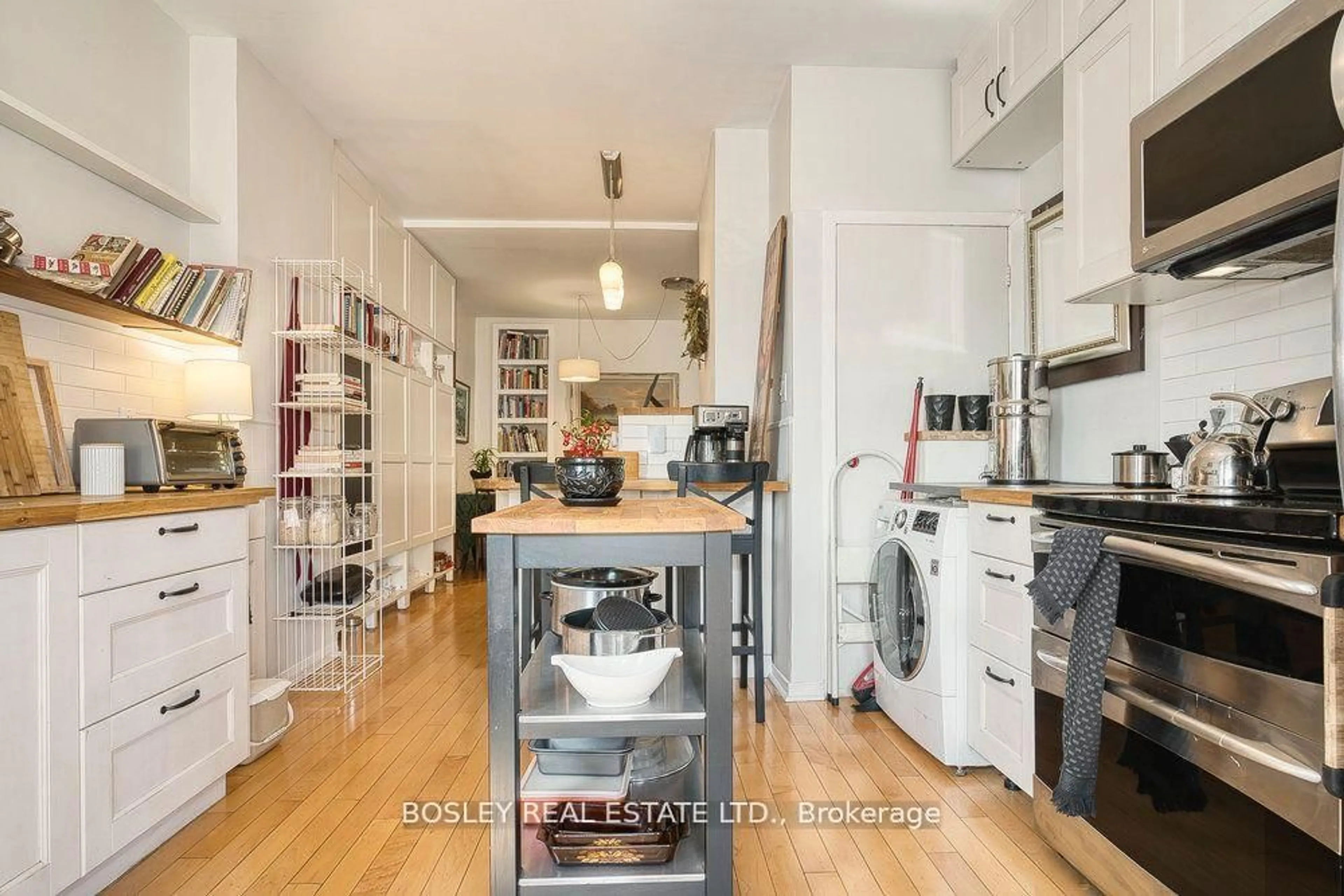 Kitchen with laundary machines, unknown for 159A Gladstone Ave, Toronto Ontario M6J 3L3