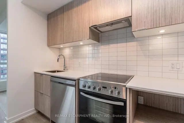 Additional property image - 395 Bloor St Unit 2201