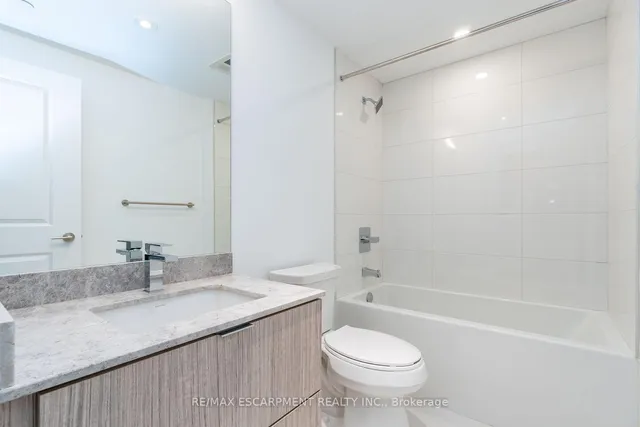 Additional property image - 395 Bloor St Unit 2201
