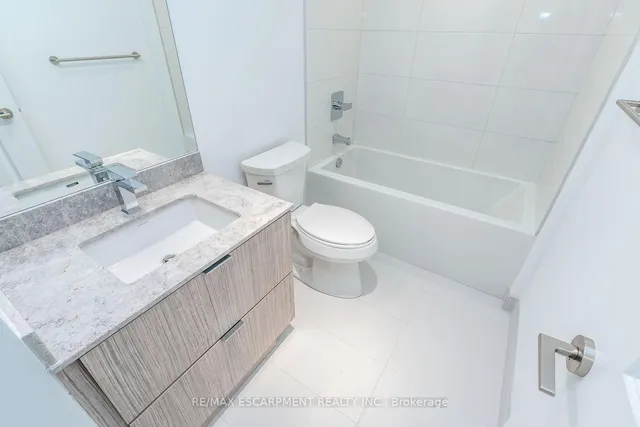 Additional property image - 395 Bloor St Unit 2201
