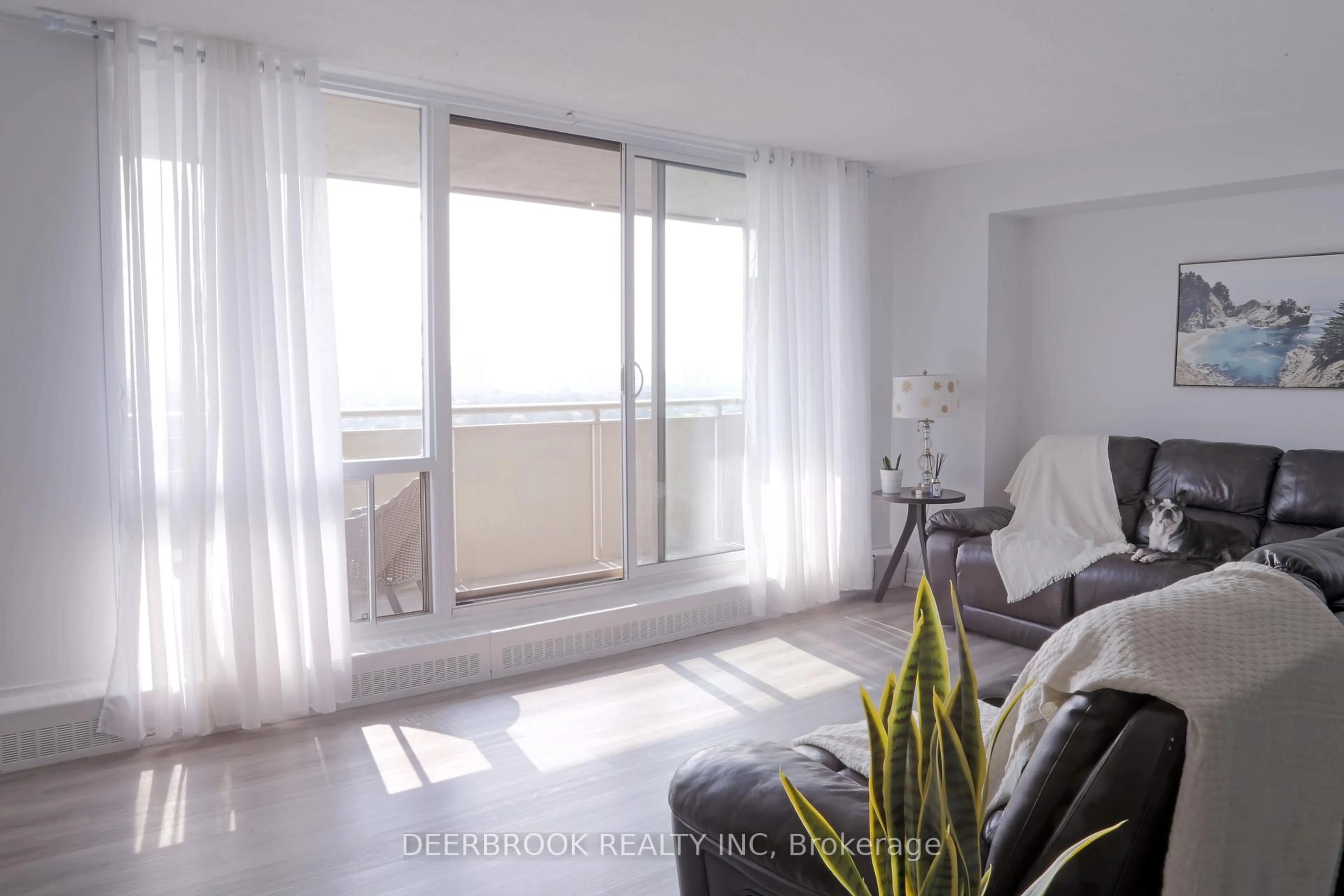 A pic of a room for 1338 York Mills Rd #1602, Toronto Ontario M3A 3M3