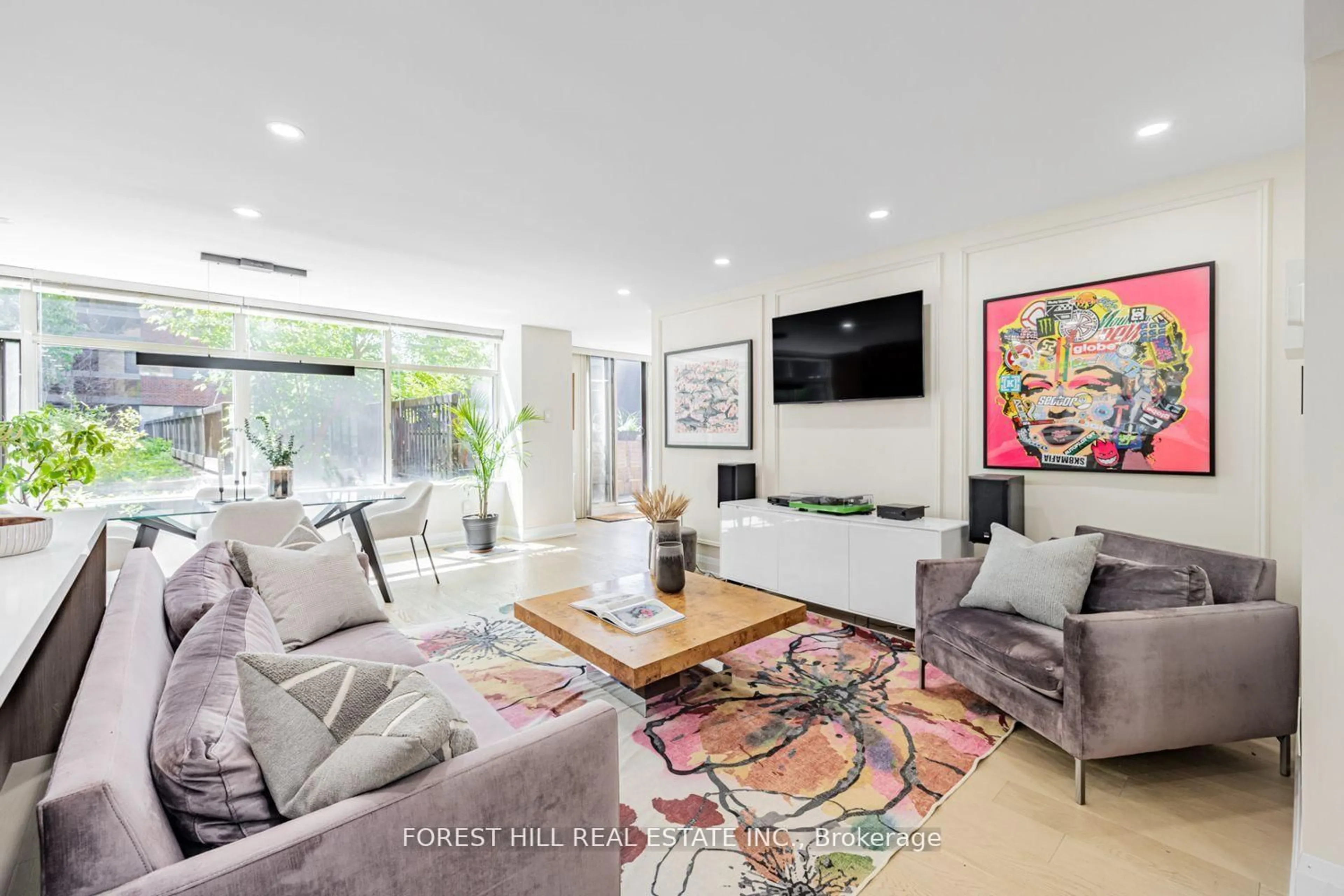 Living room with furniture, unknown for 900 Yonge St #201, Toronto Ontario M4W 3P5