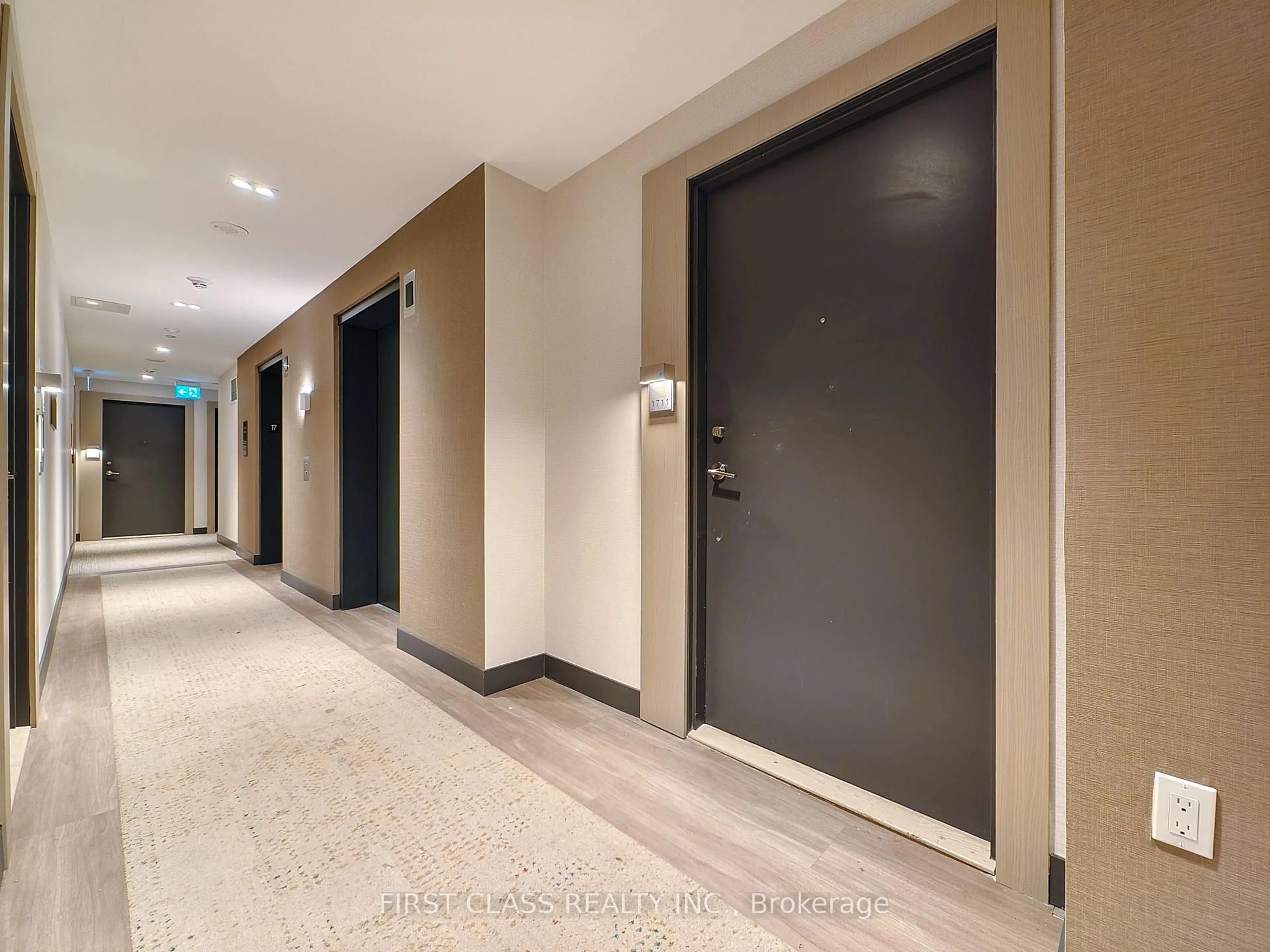 Indoor foyer for 8 Olympic Garden Dr #S1711, Toronto Ontario M2M 0B9