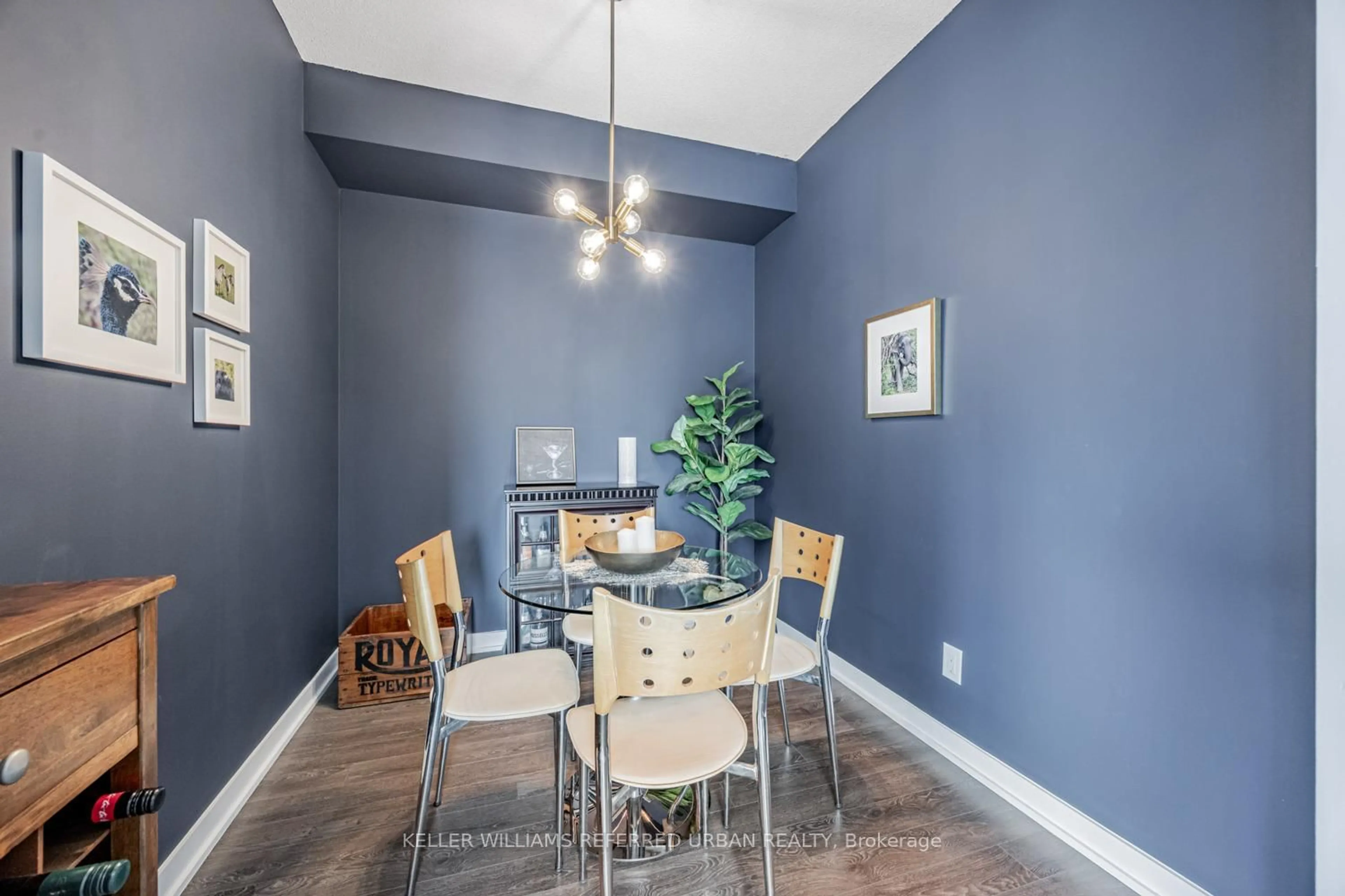 Dining room, unknown for 225 Sackville St #704, Toronto Ontario M5A 0B9