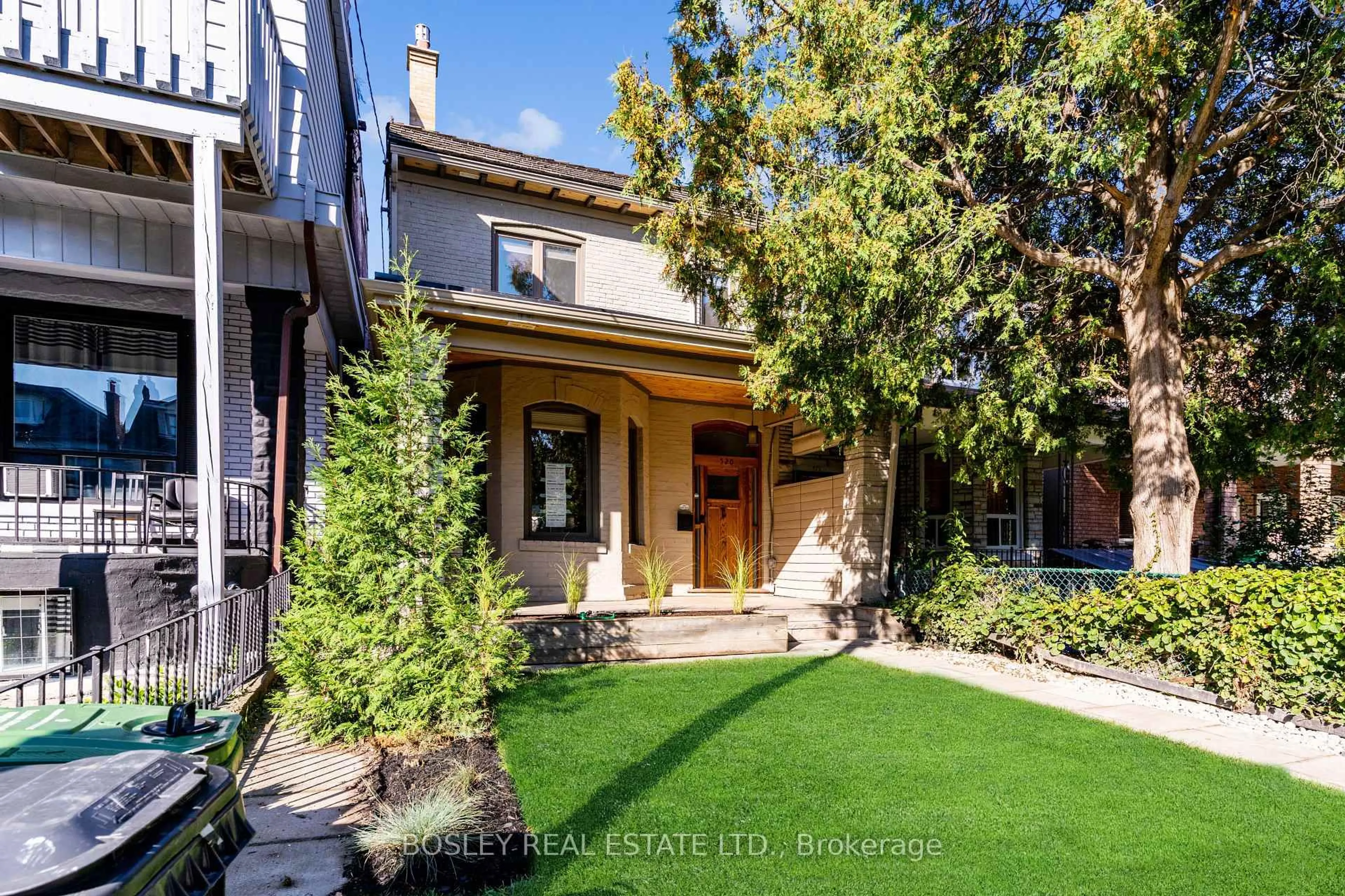 Home with brick exterior material, street for 520 Manning Ave, Toronto Ontario M6G 2V7