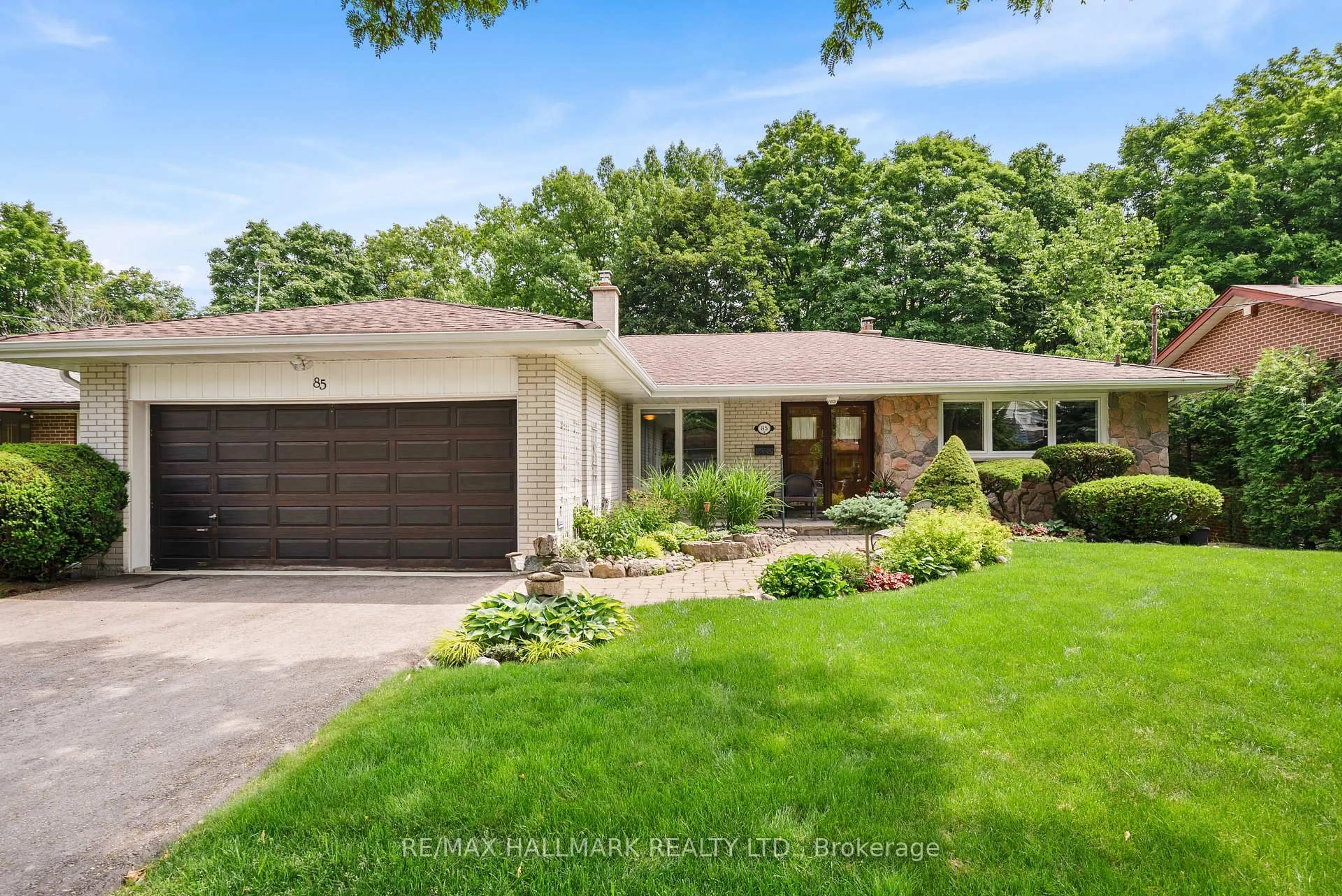 Home with brick exterior material, street for 85 Page Ave, Toronto Ontario M2K 2B8