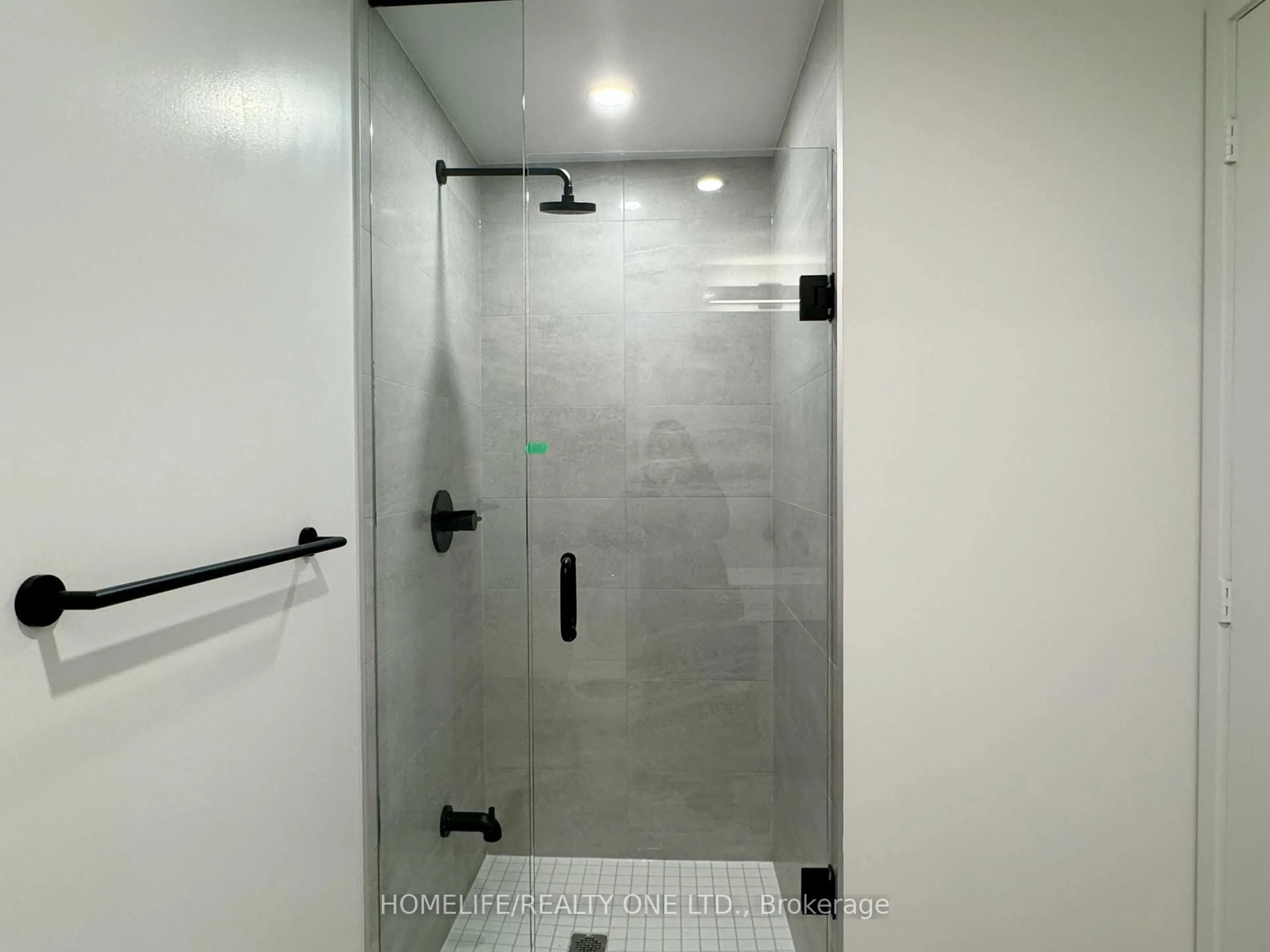 Unknown for 108 Peter St #4106, Toronto Ontario M5V 2G7