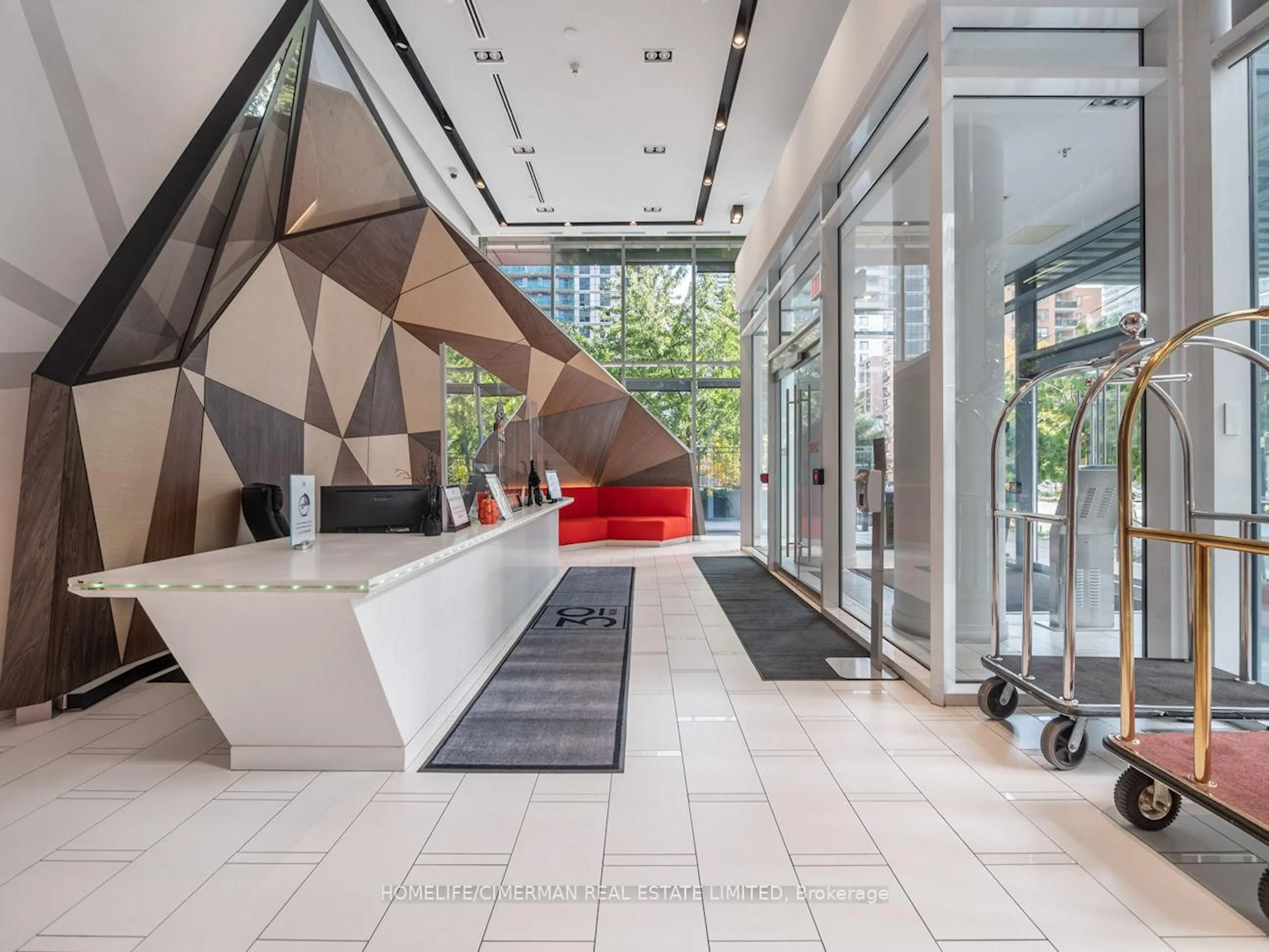 Lobby for 30 Roehampton Ave #2603, Toronto Ontario M4P 0B9