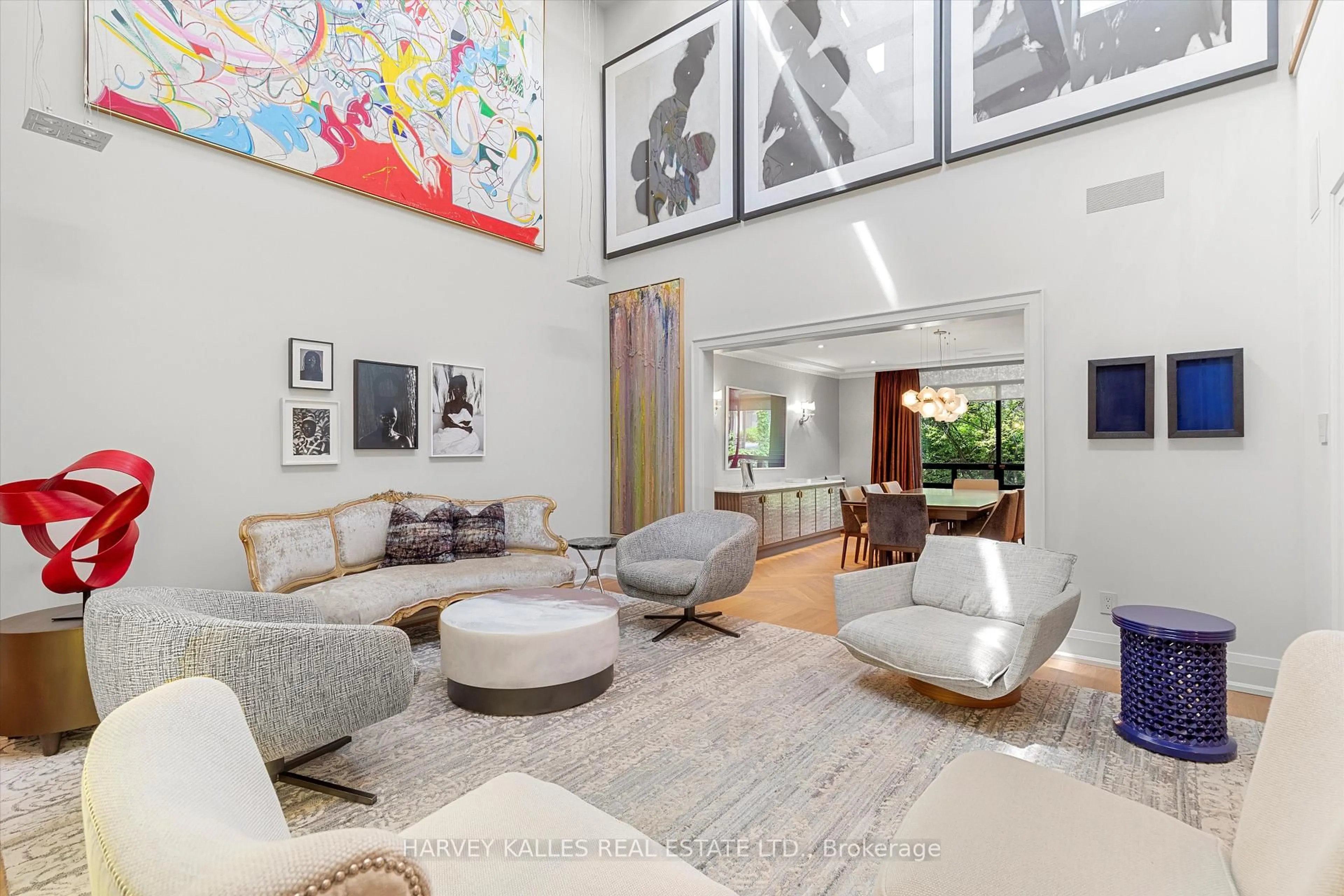 Living room with furniture, unknown for 84 Oriole Rd, Toronto Ontario M4V 2G1
