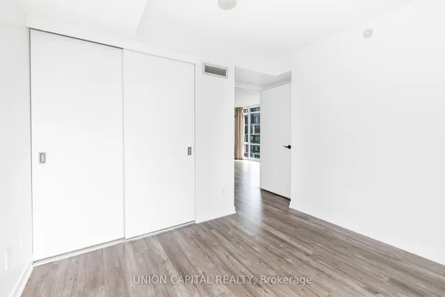 Additional image 11 of 170 FORT YORK Blvd Unit 509