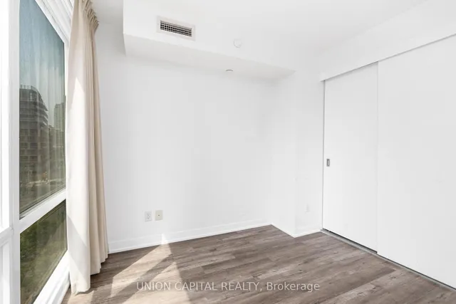 Additional image 6 of 170 FORT YORK Blvd Unit 509