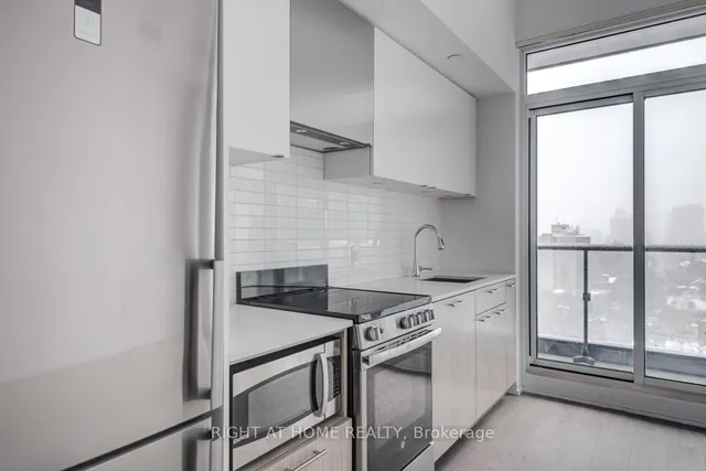 Additional image 15 of 251 Jarvis St Unit 1034