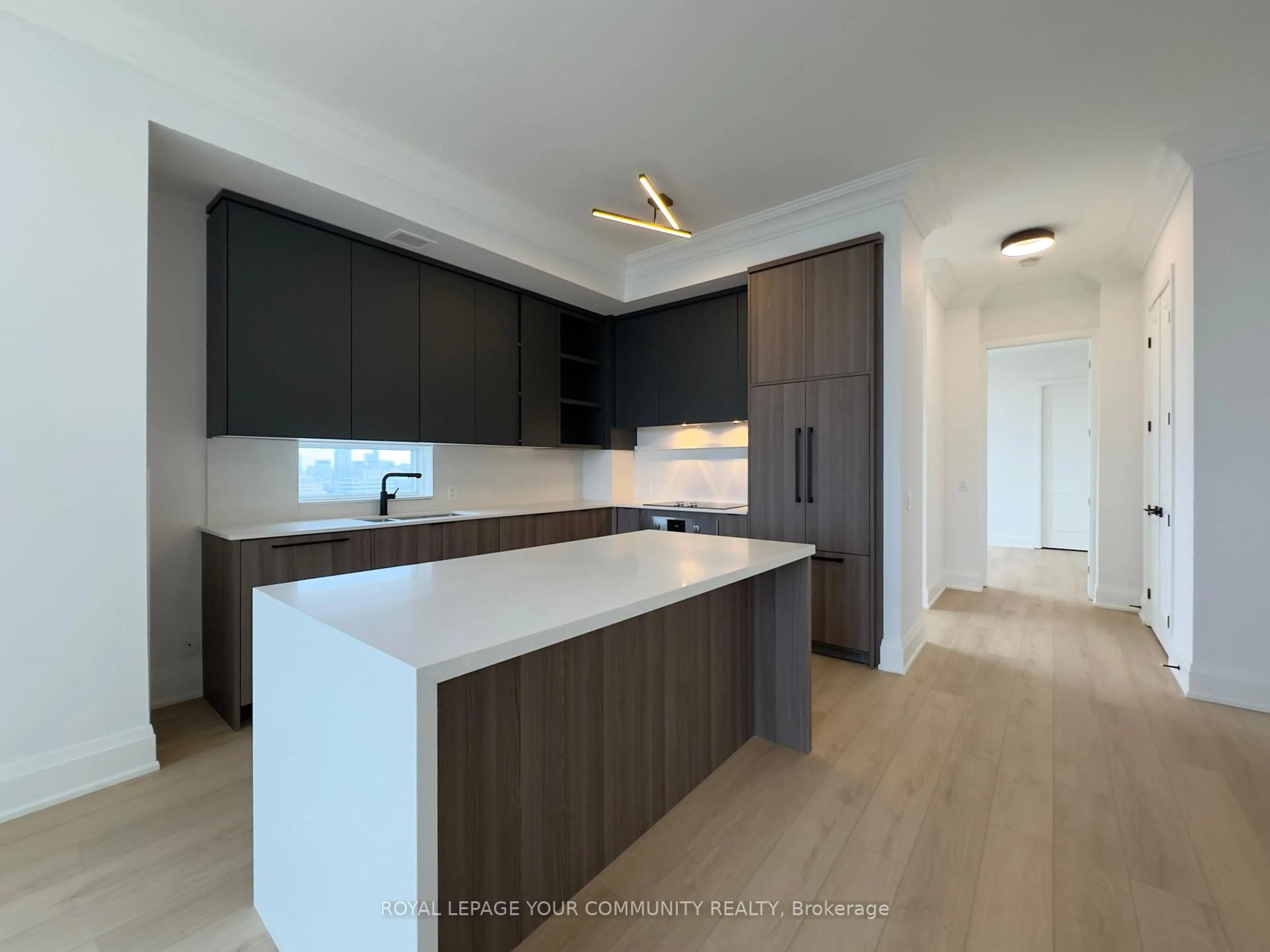 Open concept kitchen, unknown for 21 Balmuto St #3202, Toronto Ontario M4Y 1W4