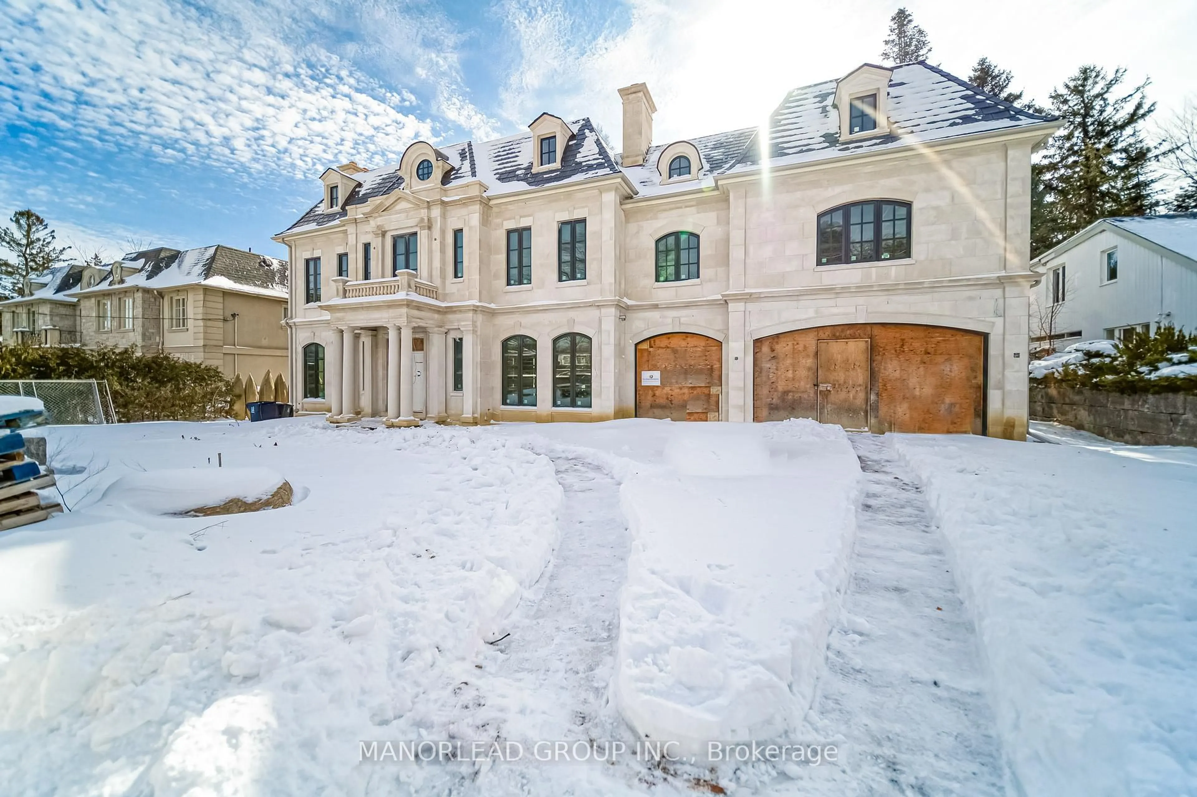 Unknown for 19 Royal Oak Dr, Toronto Ontario M3C 2M3