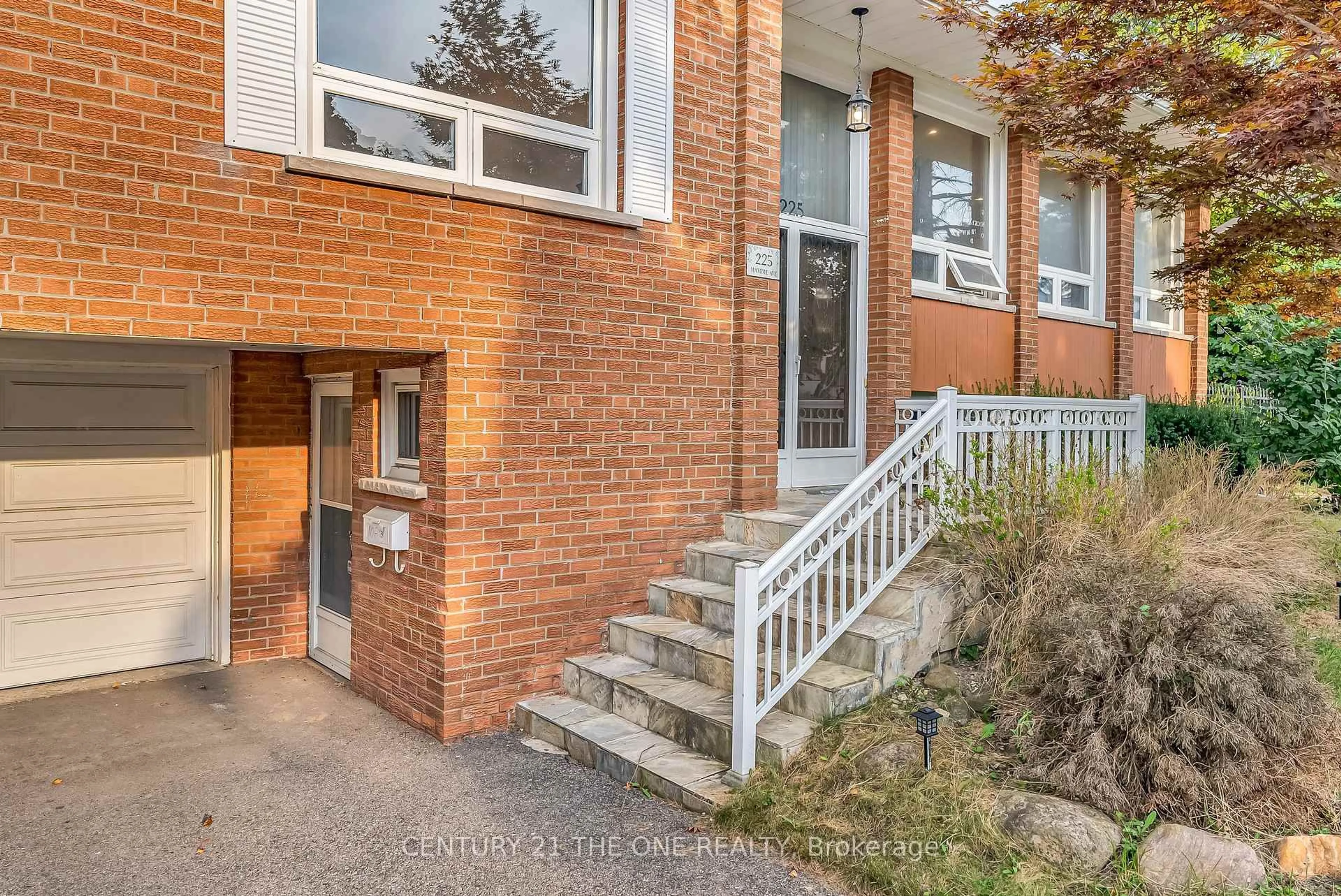 Home with brick exterior material, street for 225 Maxome Ave, Toronto Ontario M2M 3L3