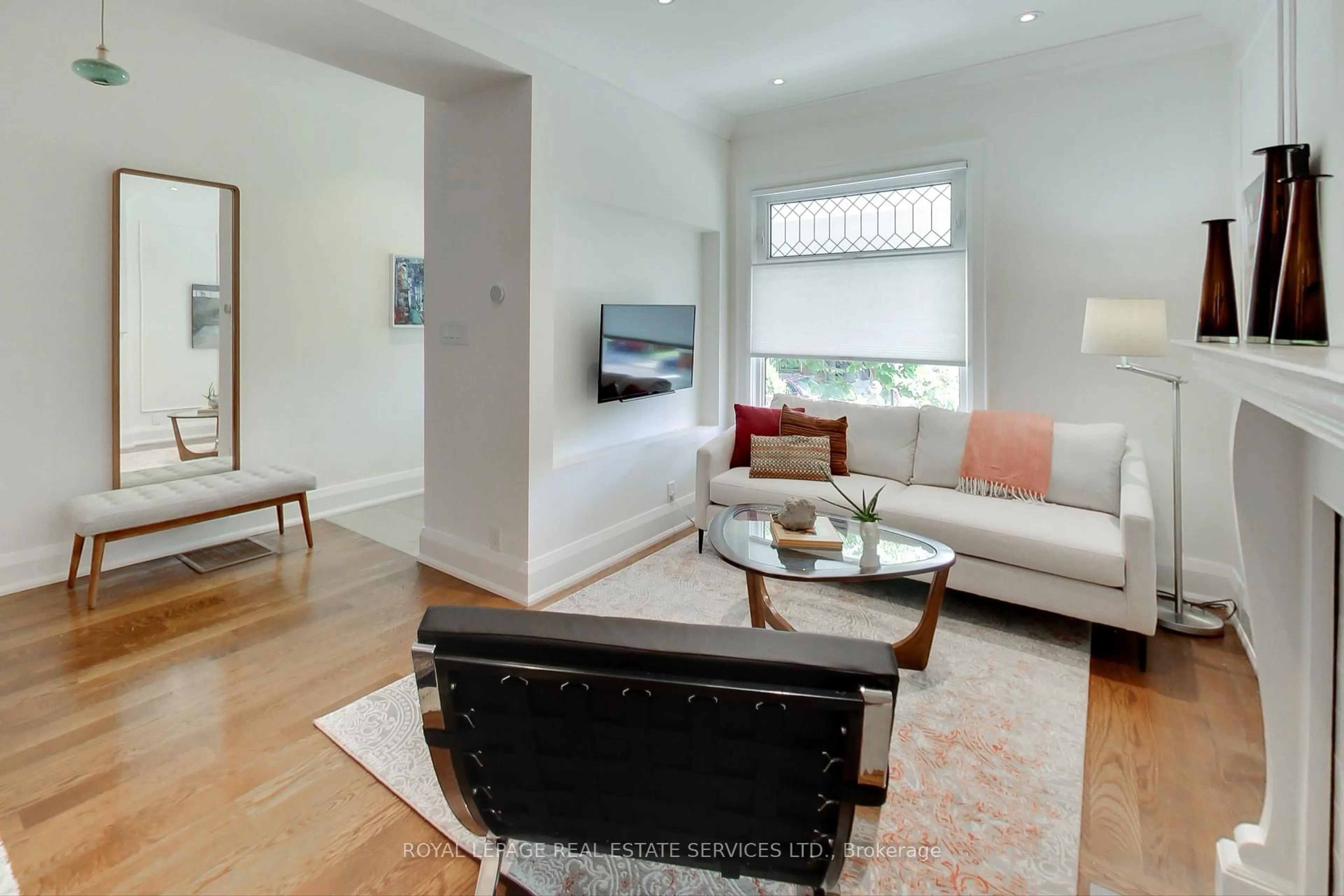 Living room with furniture, unknown for 20 Margueretta St, Toronto Ontario M6K 2P4