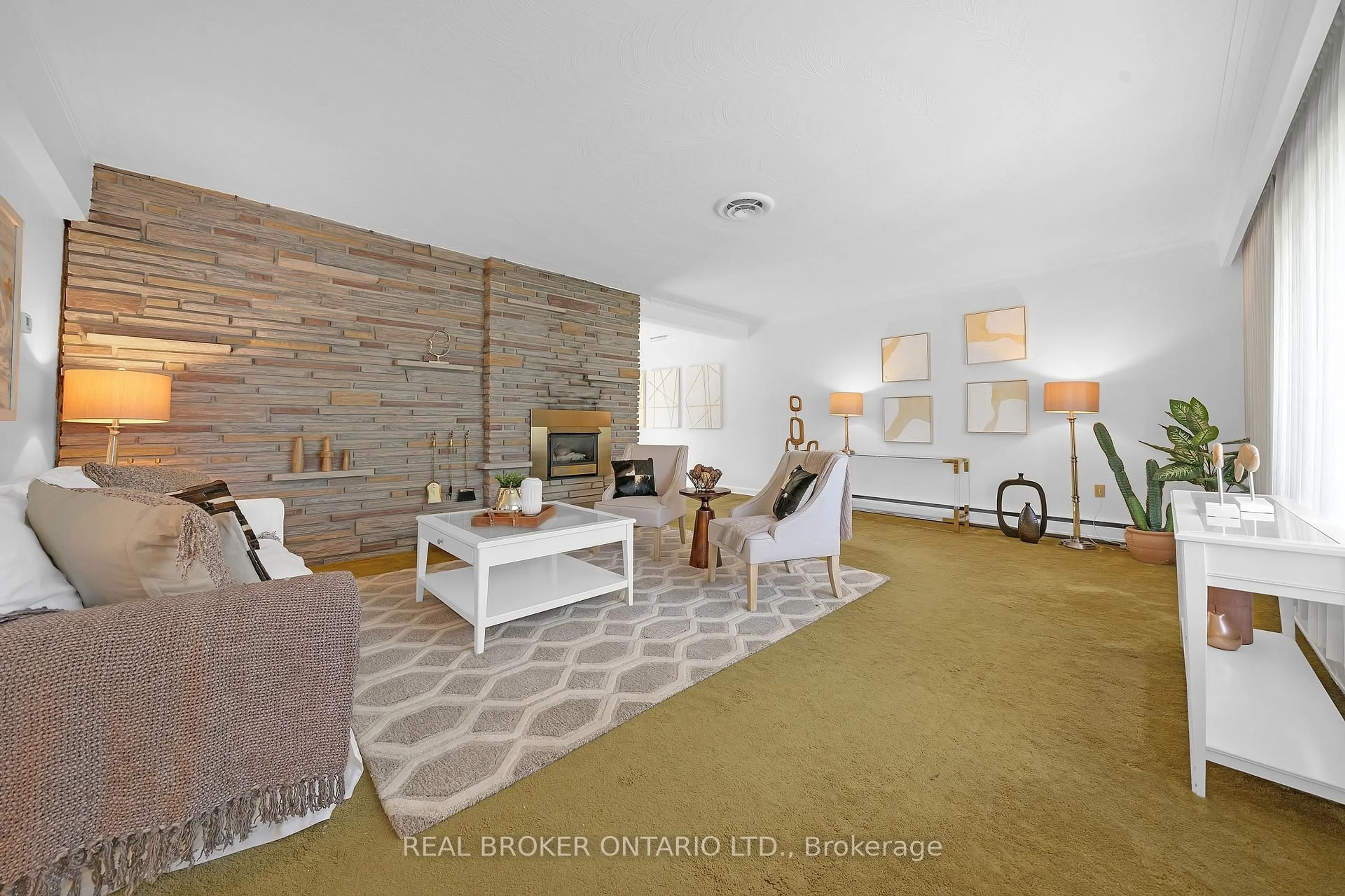 Living room with furniture, unknown for 11 Caronport Cres, Toronto Ontario M3A 1G9