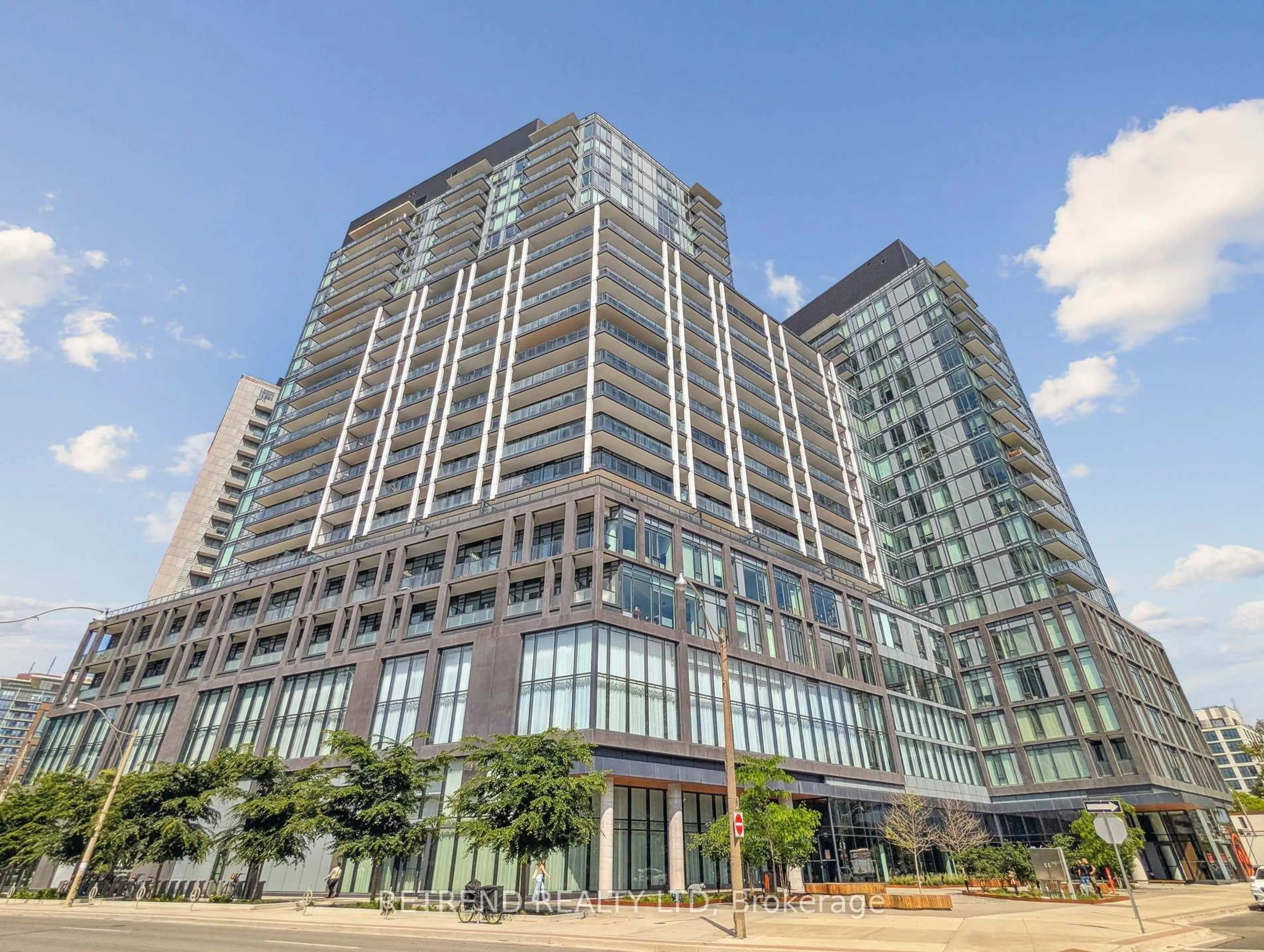 Indoor foyer for 50 Power St #1206, Toronto Ontario M5A 0V3