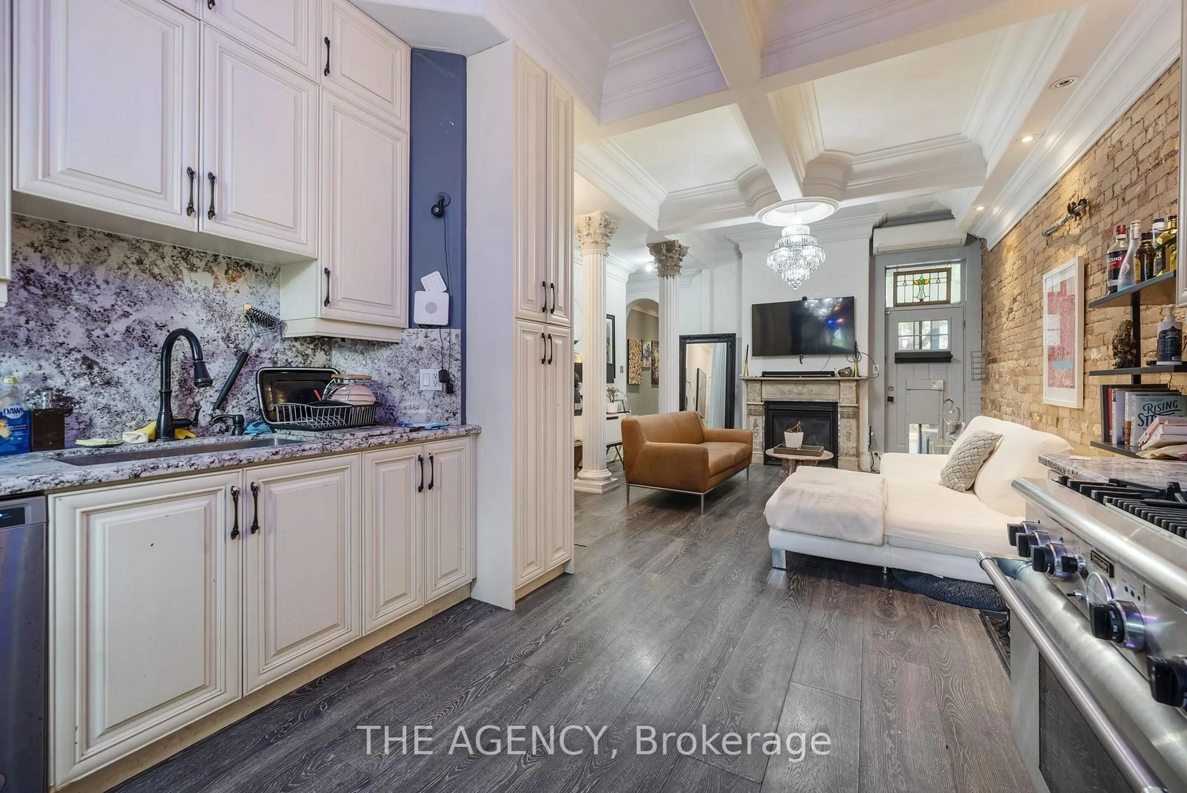 Open concept kitchen, ceramic/tile floor for 31 Rose Ave, Toronto Ontario M4X 1N7
