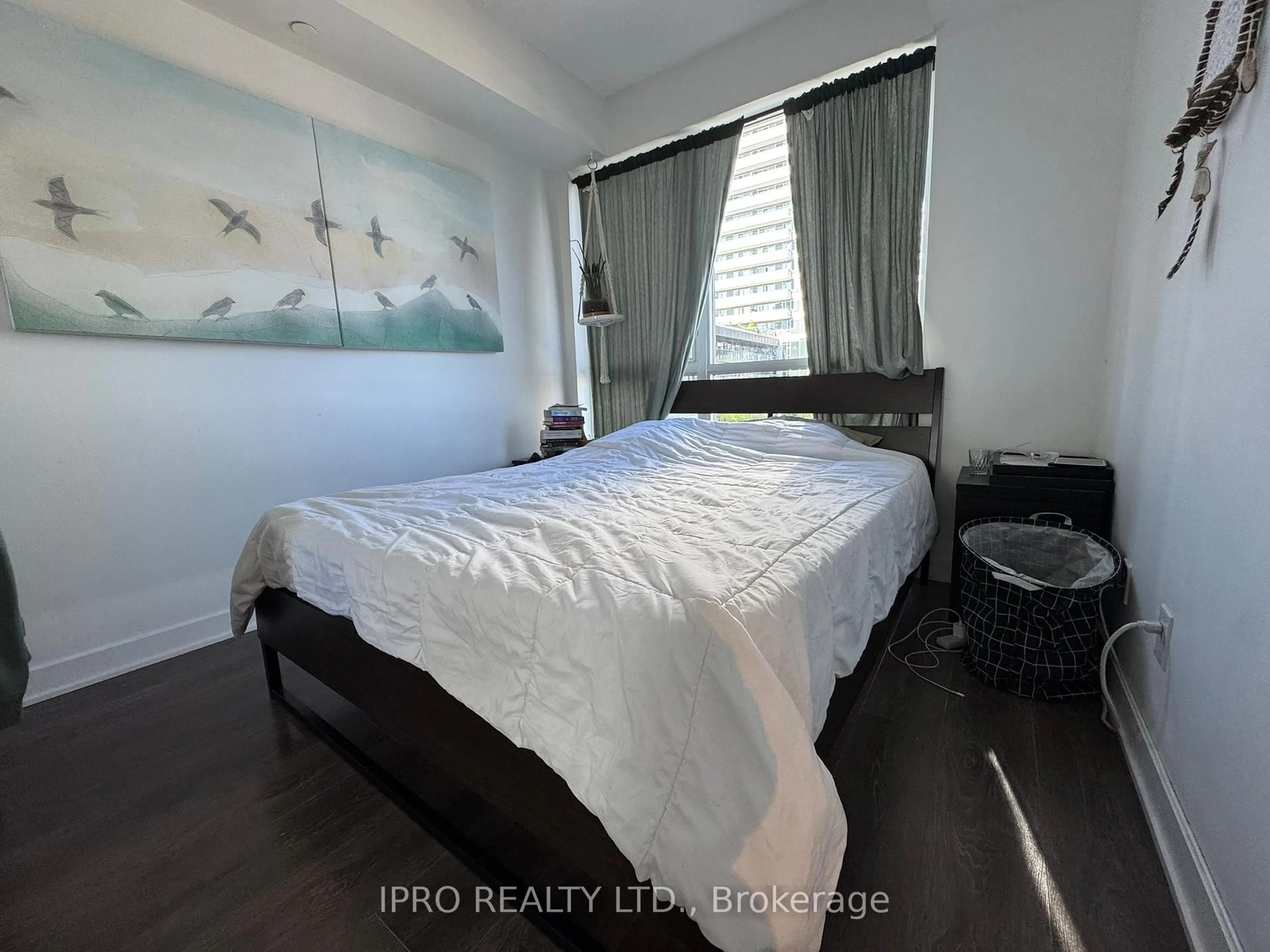 Bedroom with bed, unknown for 170 Sumach St #504, Toronto Ontario M5A 0C3